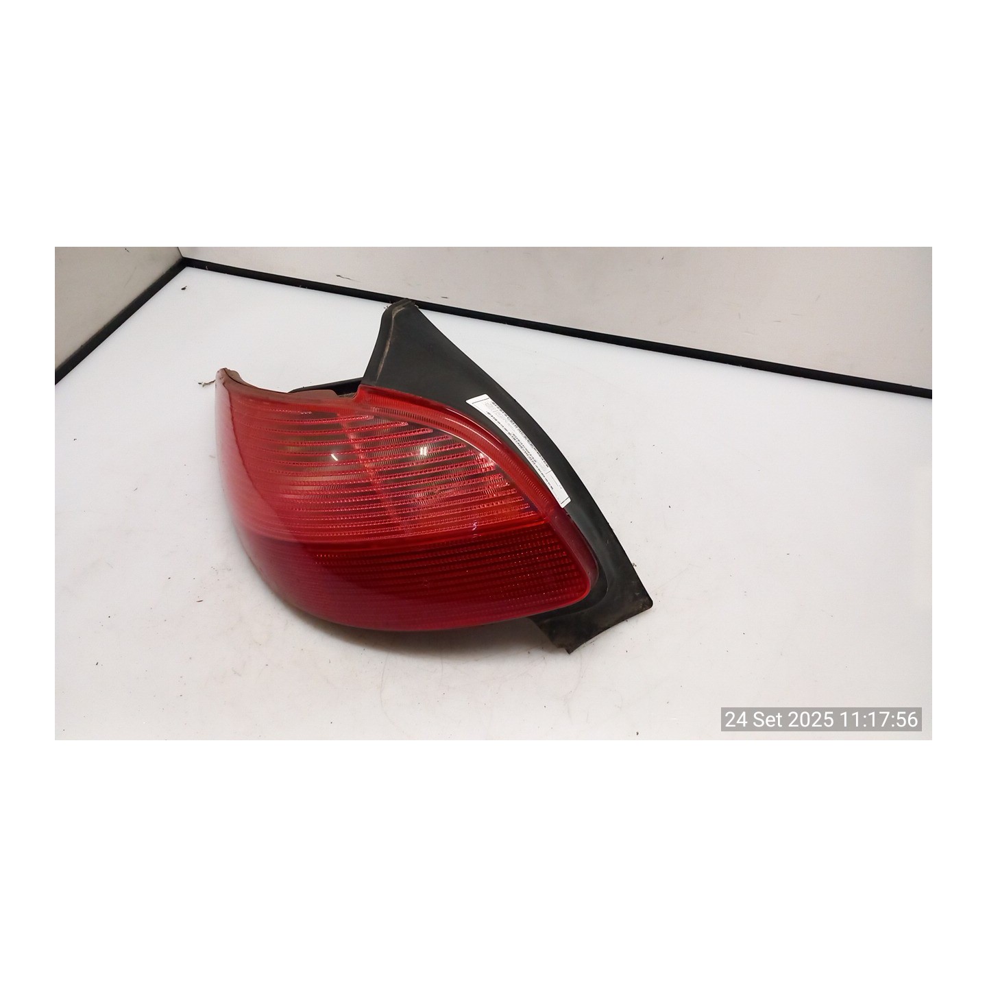 FANALE POST. SX. 035 PEUGEOT 206 (09/98-06/09) HFX 6350P1
