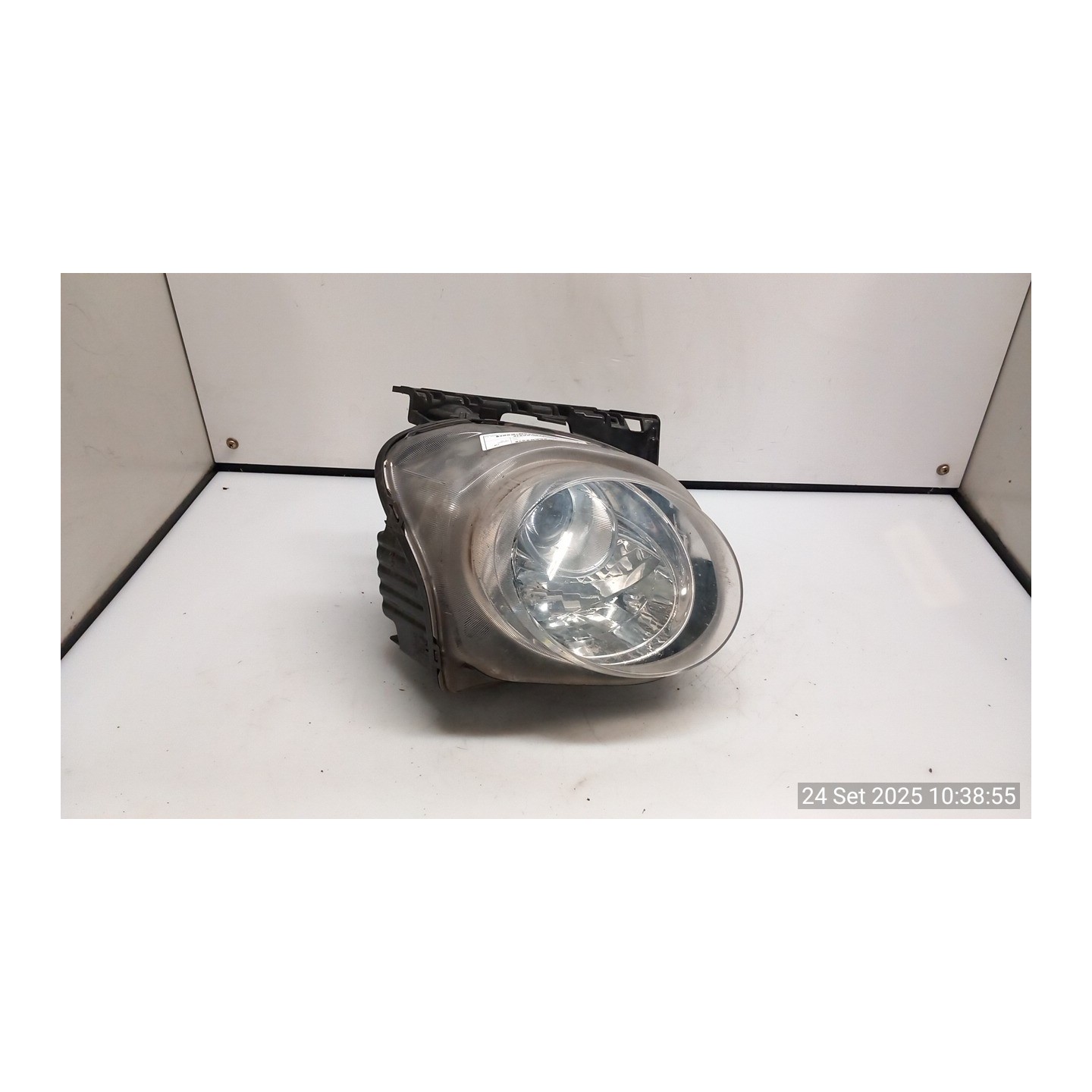 PROIETTORE FENDINEBBIA DX. 111 NISSAN JUKE (F15E) (10/10-12/18) K9K 261508992A