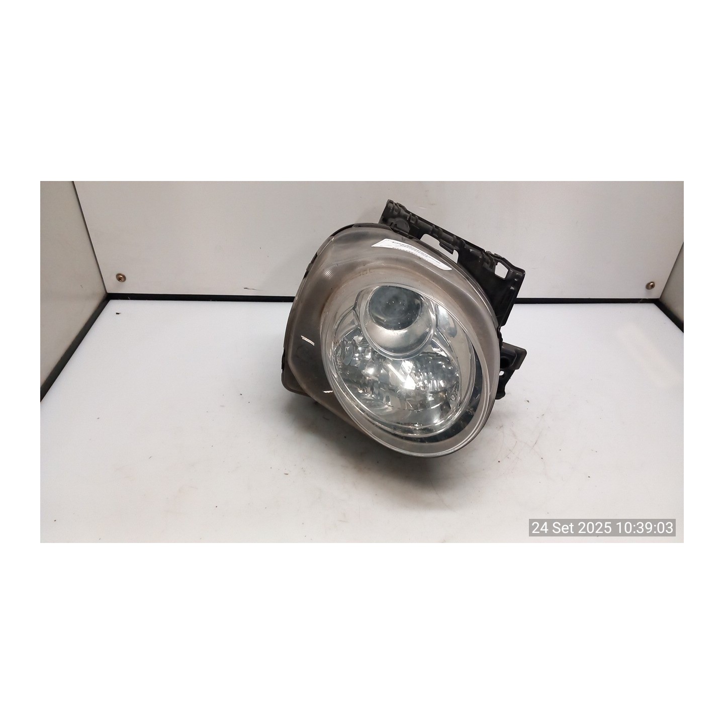 PROIETTORE FENDINEBBIA DX. 111 NISSAN JUKE (F15E) (10/10-12/18) K9K 261508992A