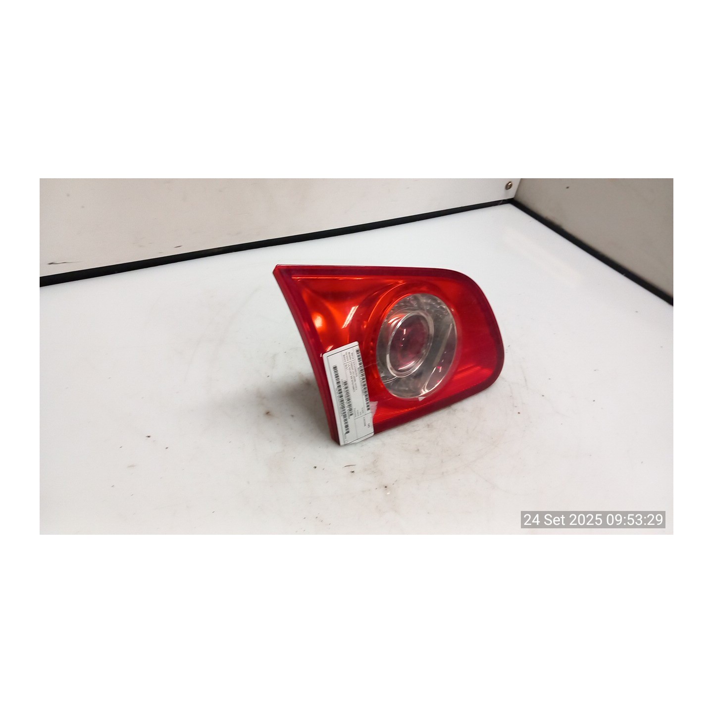 FANALE POST. PARTE INT. SX. 017 VOLKSWAGEN PASSAT (3C) (02/05-12/10) BLS 3C9945093