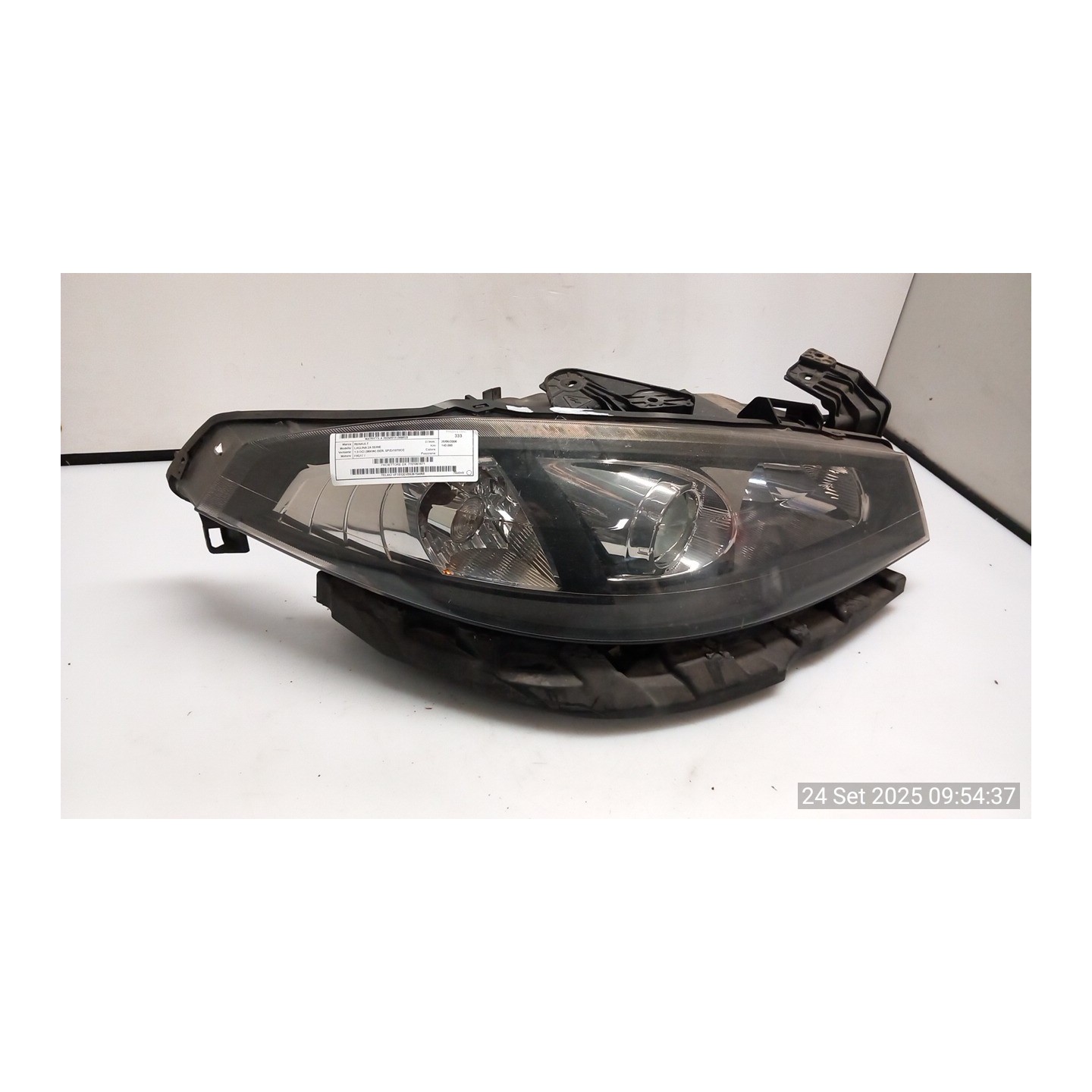 PROIETTORE DX. 023 RENAULT LAGUNA 2A SERIE (03/05-09/07) F9Q17 7701061671