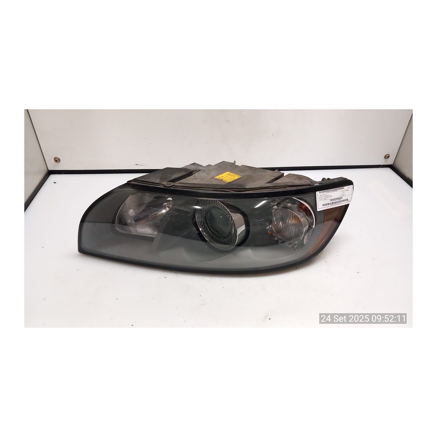 PROIETTORE SX. 025 VOLVO V50 (02/04-12/12) D4204T 30698887