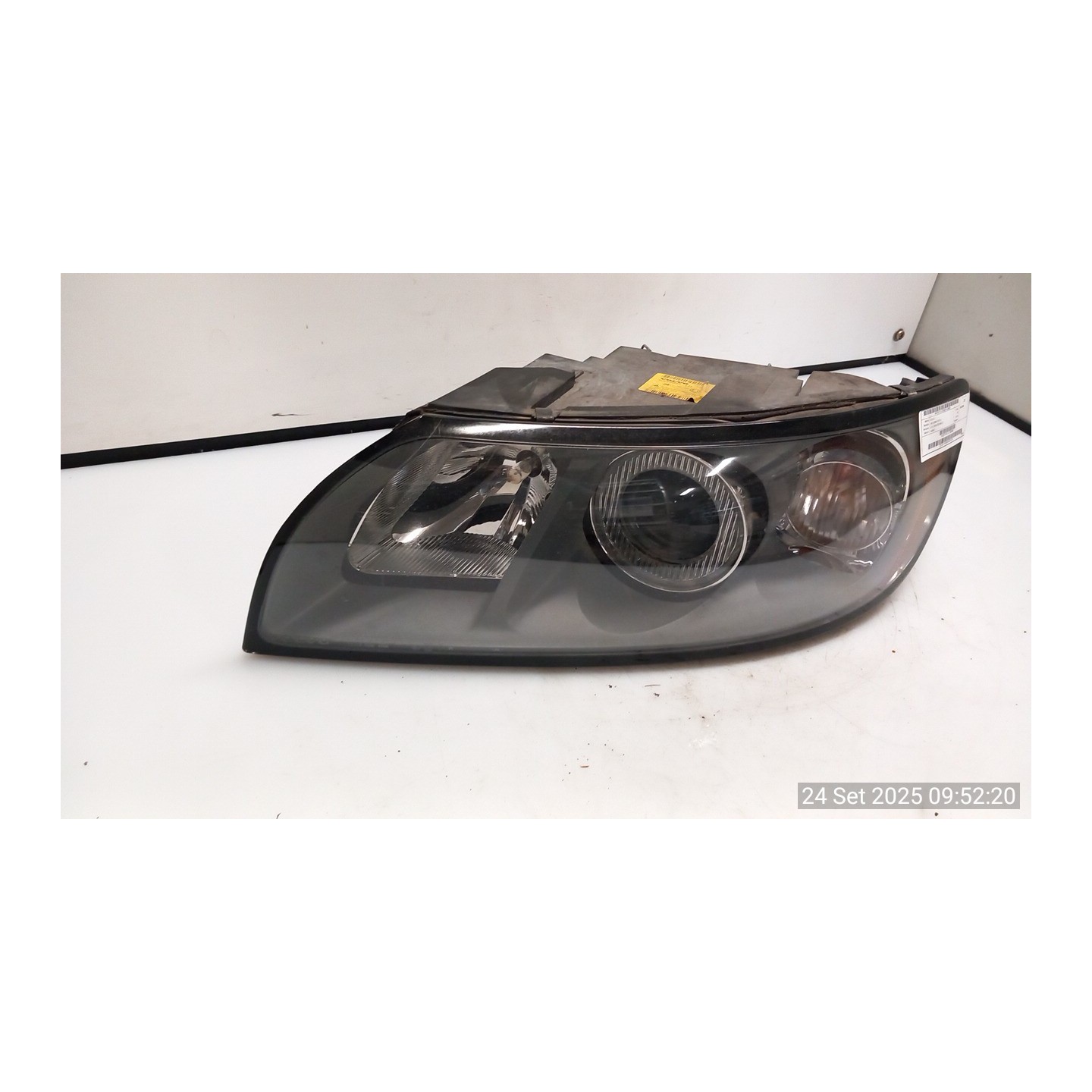 PROIETTORE SX. 025 VOLVO V50 (02/04-12/12) D4204T 30698887