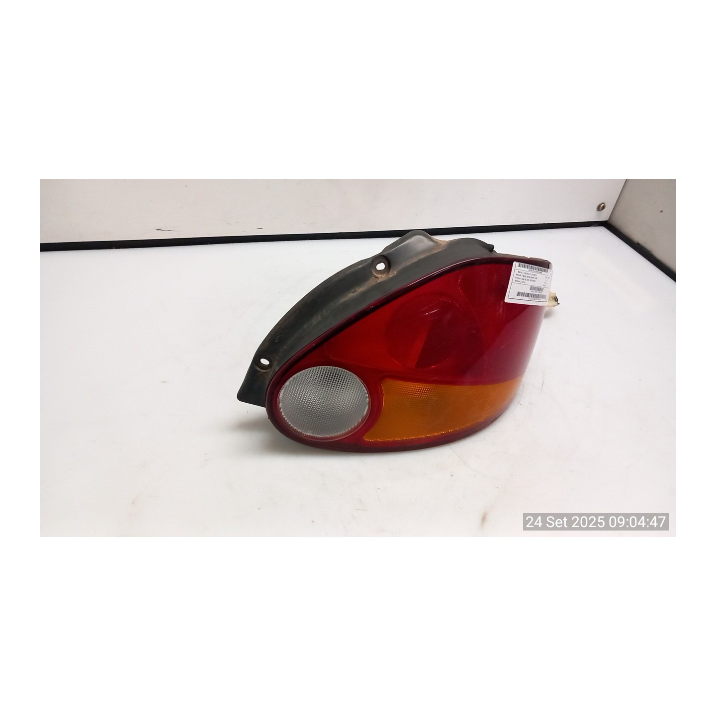 FANALE POST. DX. 052 CHEVROLET (DAEWOO) MATIZ (M100) (06/98-11/00) F8CV 96507735