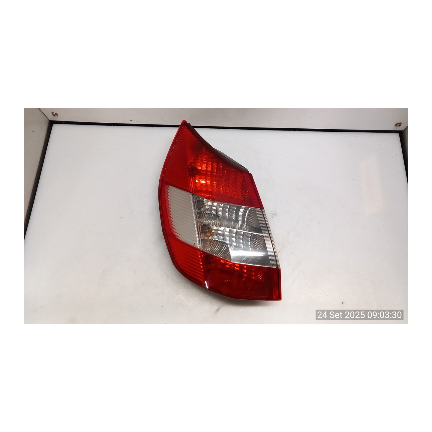 FANALE POST. SX. 065 RENAULT SCENIC 2A SERIE (06/03-08/09) K9KP7 8200493374
