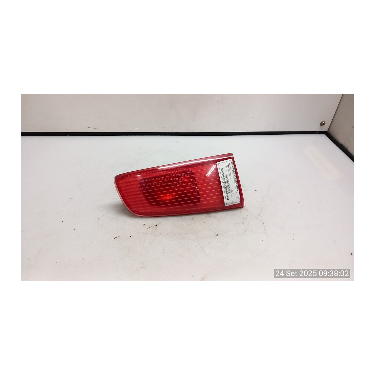 FANALE POST. PARTE INT. SX. 009 MAZDA MAZDA 2 1A SERIE (02/03-08/07 FUJA DD10513G0C