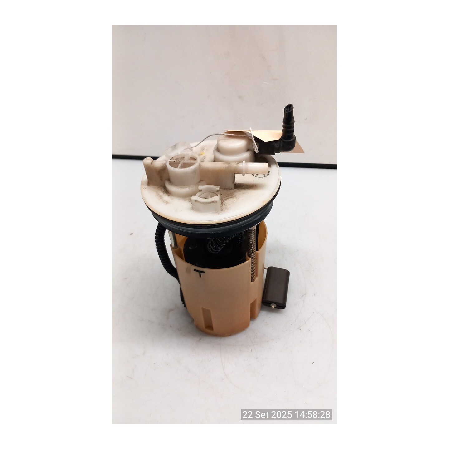 POMPA CARBURANTE C/TRASDUTTORE (GALLEGGIANTE) 026 TOYOTA COROLLA (09/04-09/07) 3ZZFE 7702002070