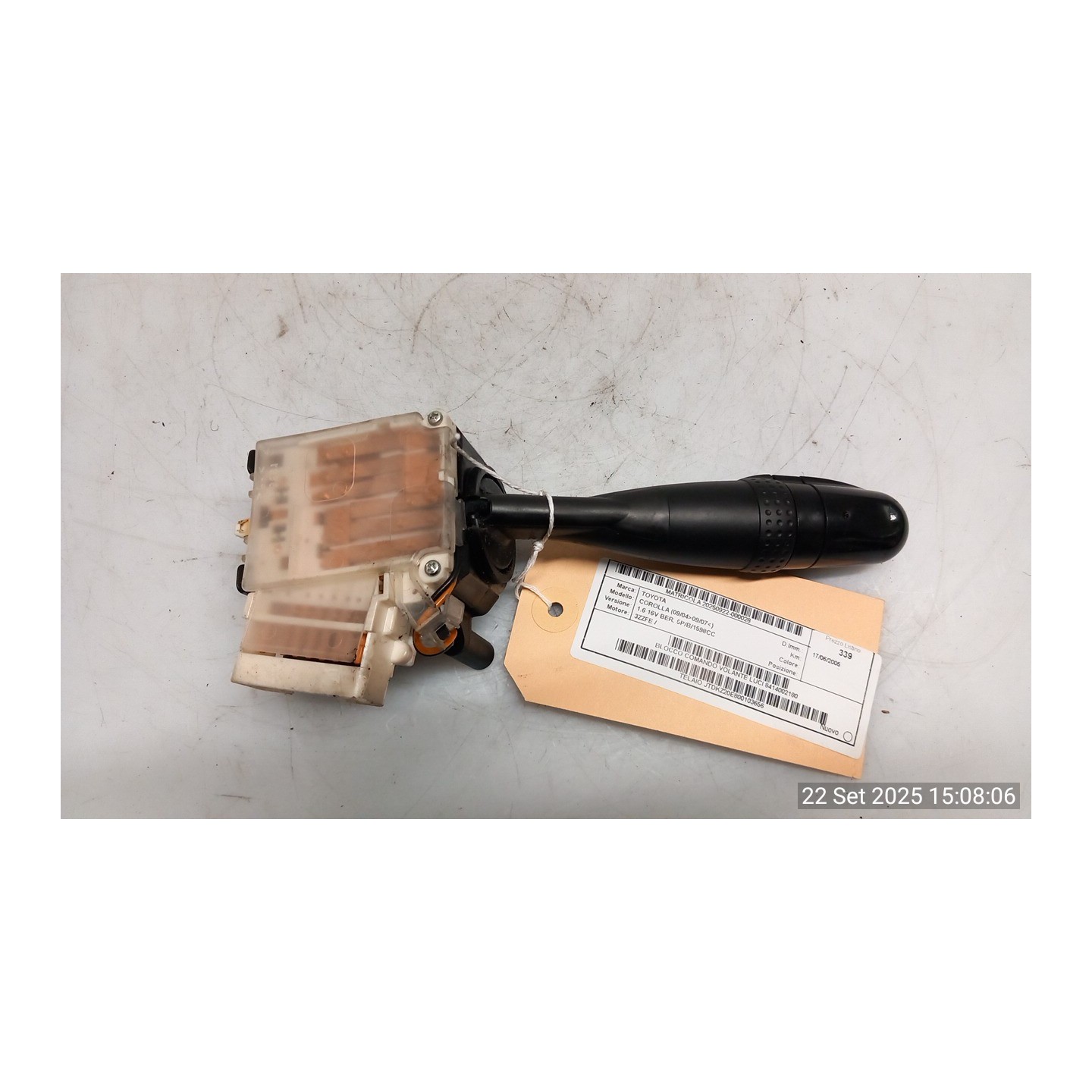 BLOCCO COMANDO VOLANTE LUCI 028 TOYOTA COROLLA (09/04-09/07) 3ZZFE 8414002180