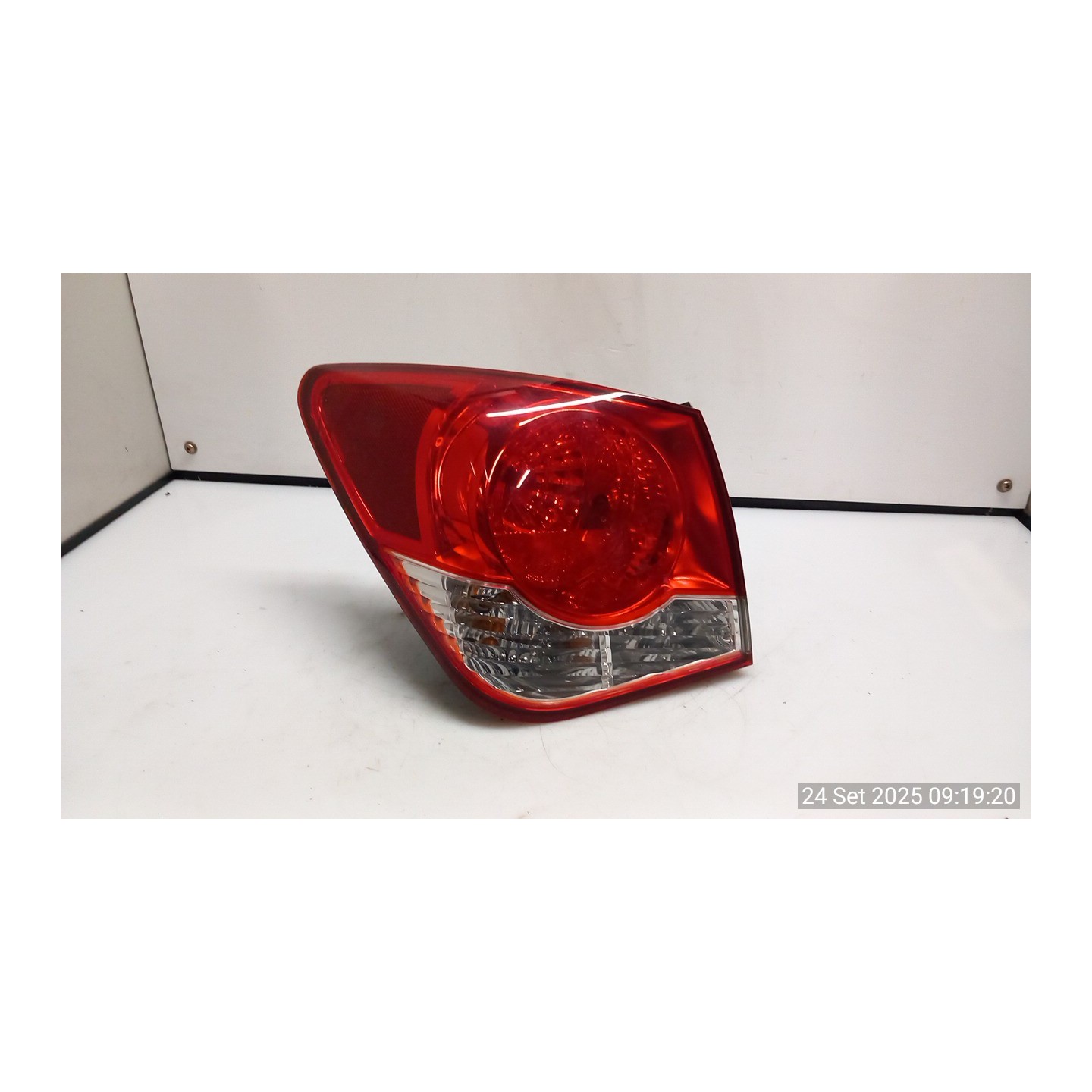 FANALE POST. PARTE EST. SX. 038 CHEVROLET (DAEWOO) CRUZE (J300) (04/09-12/14) Z20D1 95393941