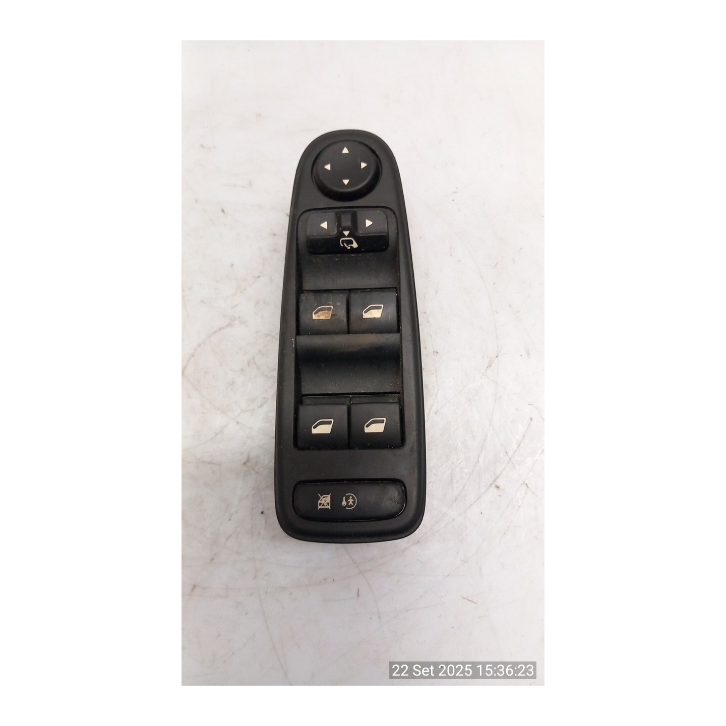 BLOCCO COMANDI ALZACRISTALLI E RETROVISORI EST. 065 CITROEN C4 PICASSO (09/06-08/13) 9HR 6554YE