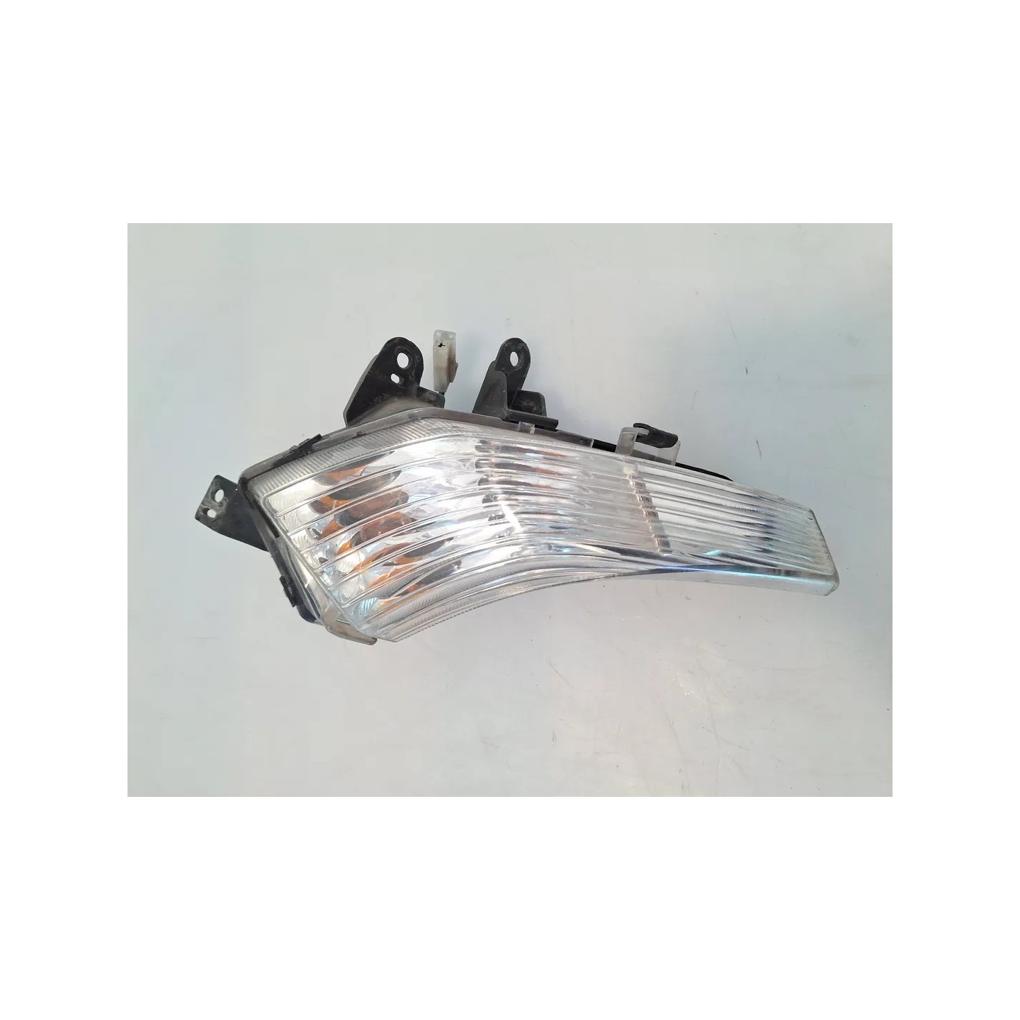 Indicatore direzione anteriore Yamaha T-Max 530 (E3) (-14) T-Max 530 Black/Bronze Max Destro