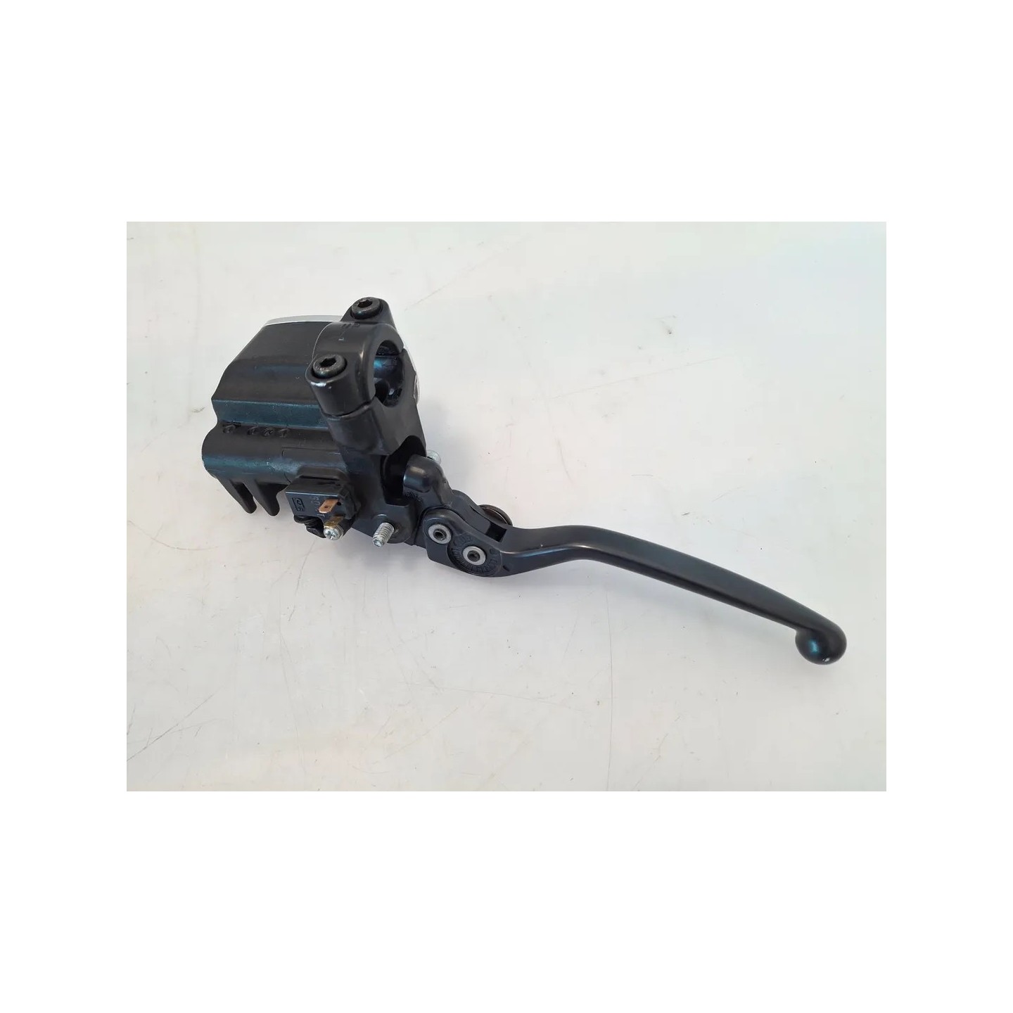 Pompa con serbatoio liquido freni anteriore Yamaha T-Max 530 (E3) (-14) T-Max 530 Black/Bronze Max 