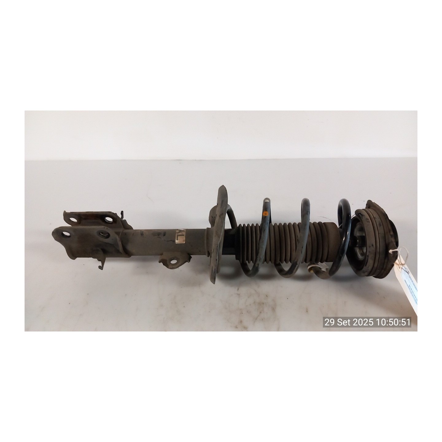 AMMORTIZZATORE ANT. SX. 056 NISSAN JUKE (F15E) (10/10-12/18) K9K E43031KC2A