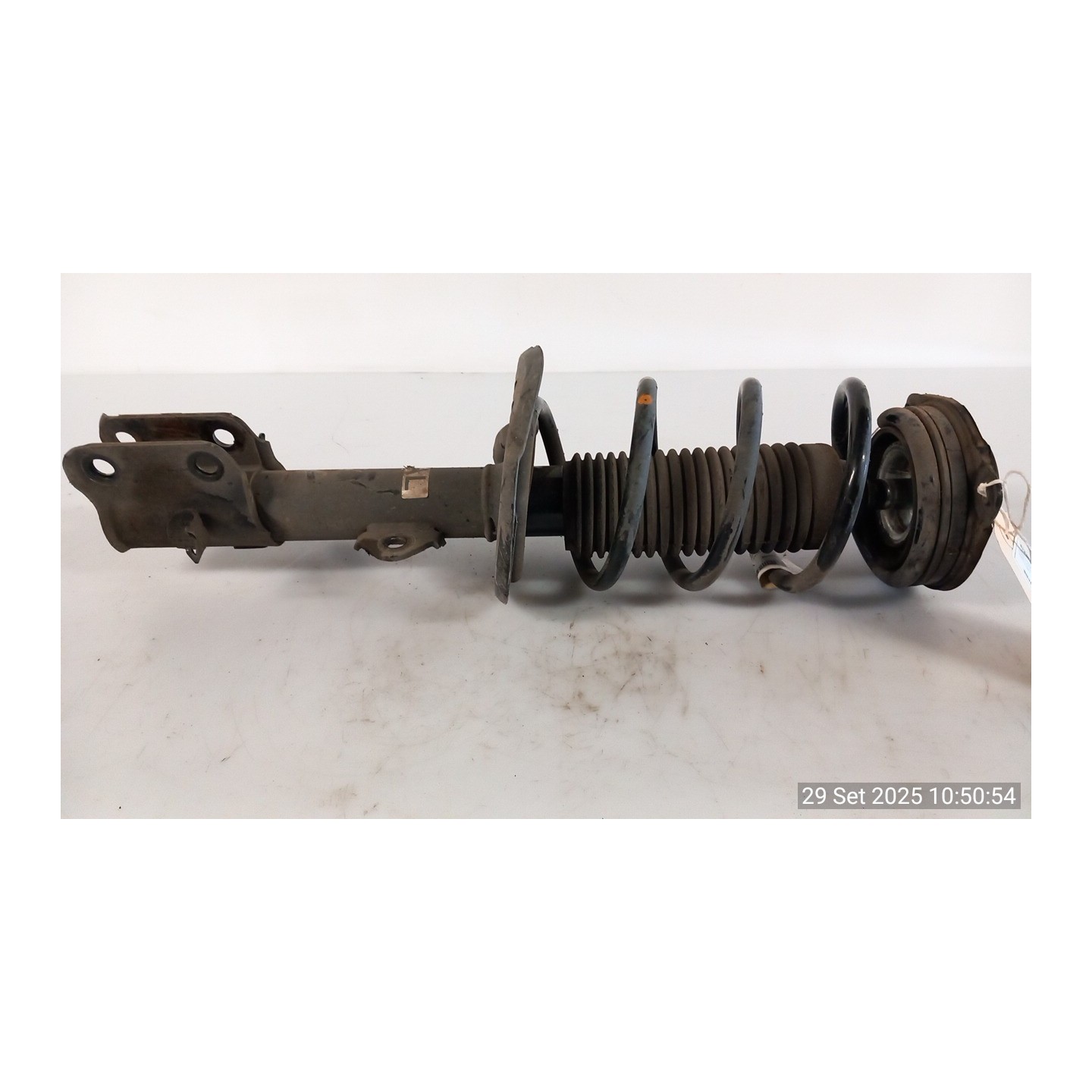 AMMORTIZZATORE ANT. SX. 056 NISSAN JUKE (F15E) (10/10-12/18) K9K E43031KC2A