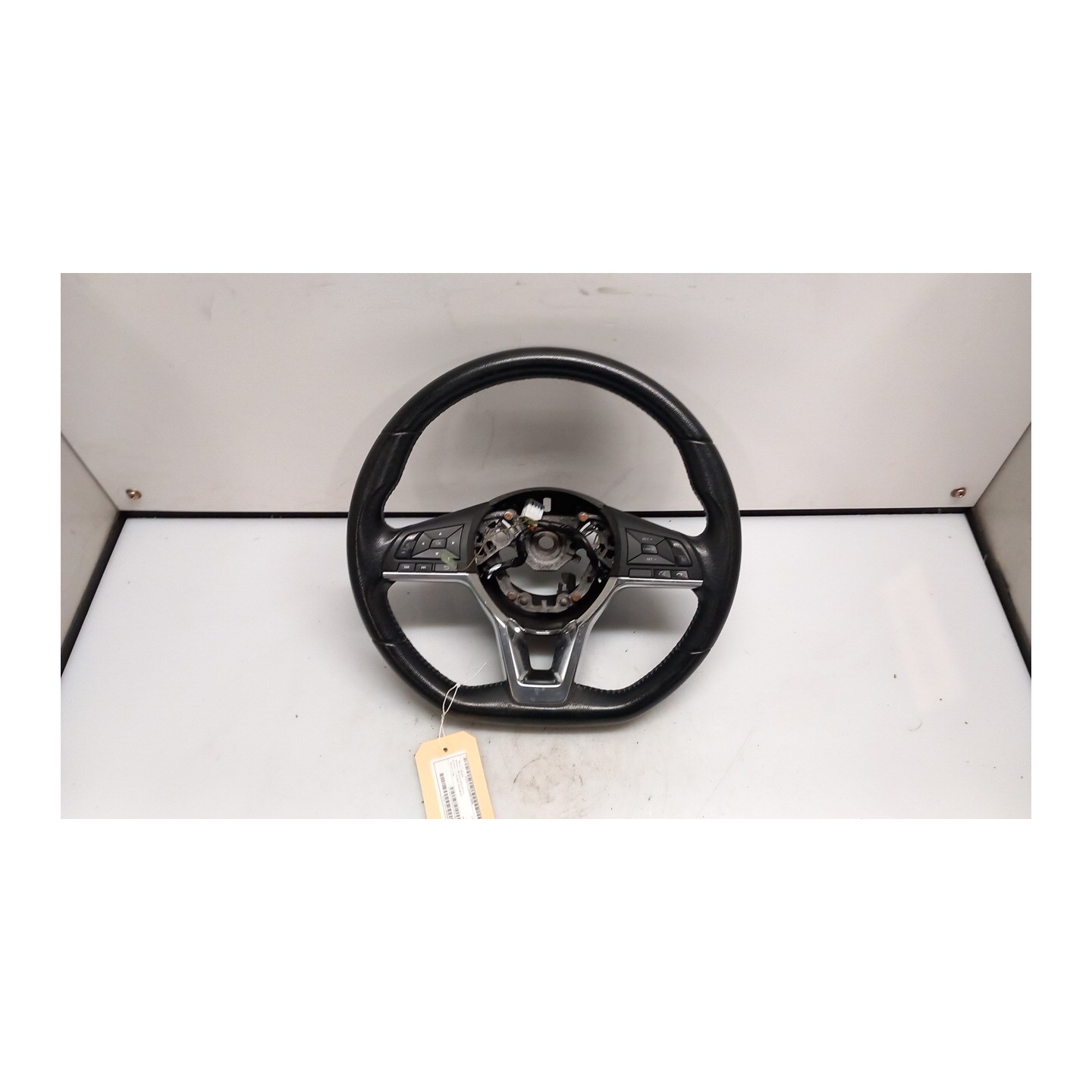 VOLANTE P/ACENTA,TEKNA 064 NISSAN MICRA (K14FR) (01/17-) K9K 484305FA1A