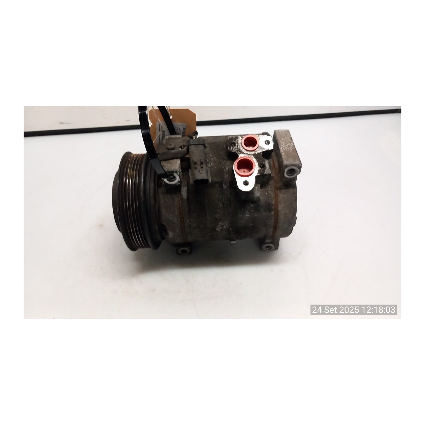 COMPRESSORE A/C 004 JEEP CHEROKEE (KJ) (11/01-11/04) 26C 55037467AA