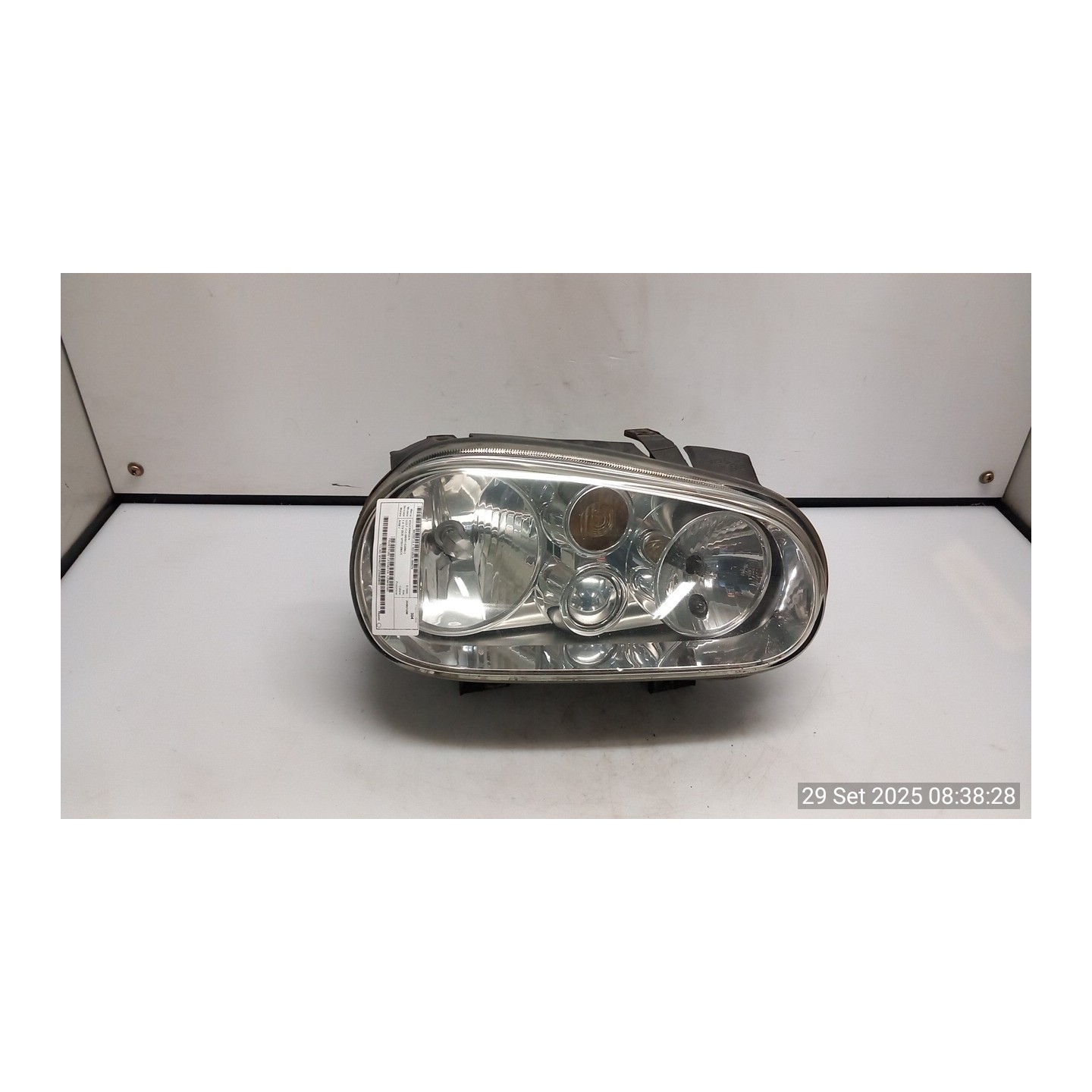 PROIETTORE C/FENDI DX. 078 VOLKSWAGEN GOLF (1J) (09/97-03/06) AHW 1J1941018N