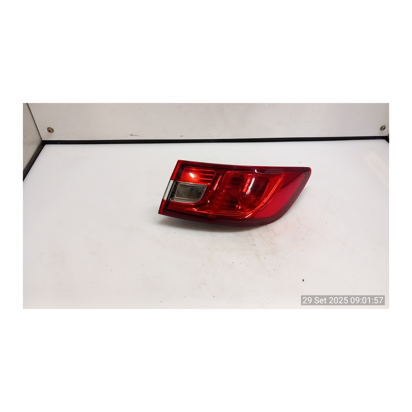 FANALE POST. PARTE EST. DX. 088 RENAULT CLIO 4A SERIE (06/16-12/2019) H4BB4 265509846R