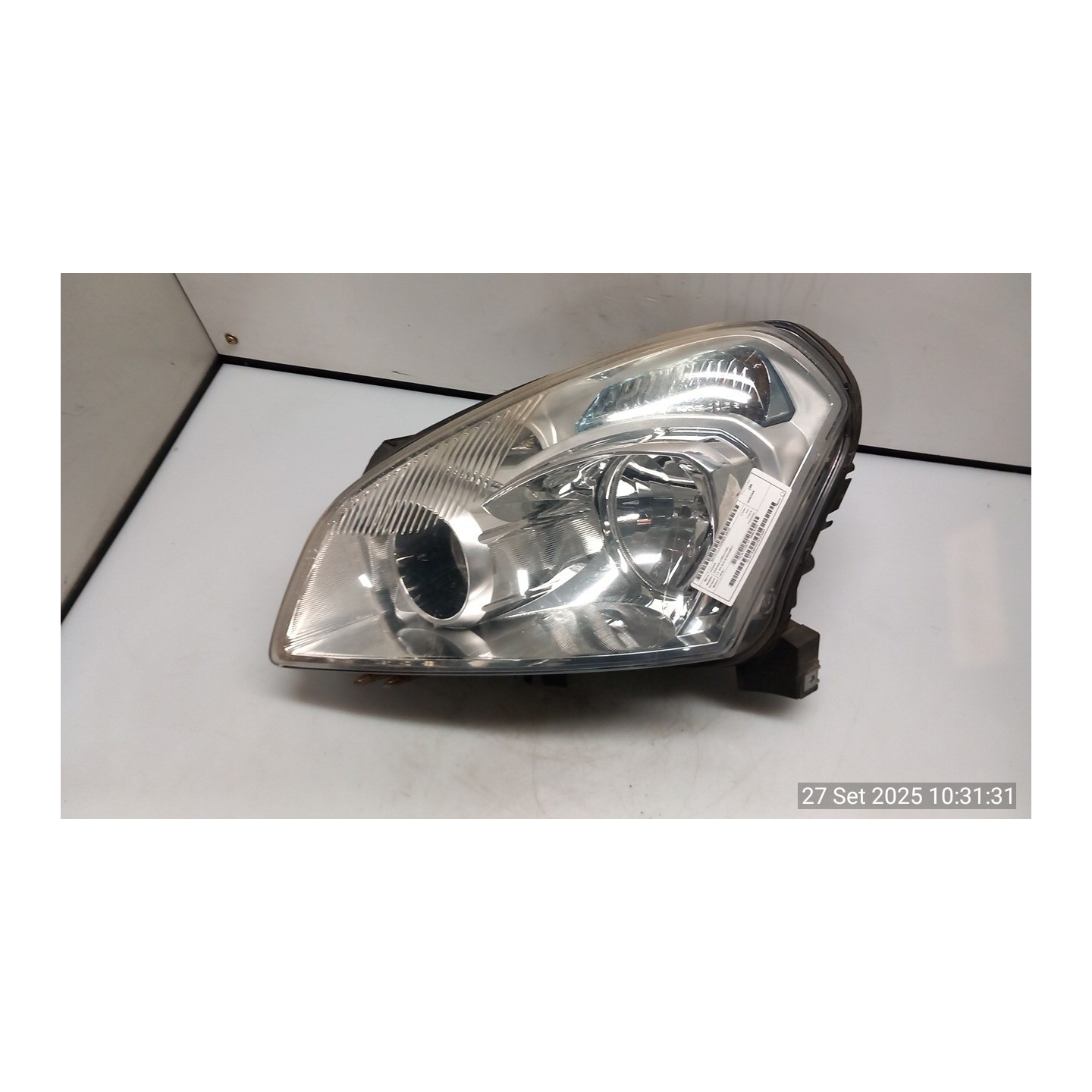 PROIETTORE SX. 101 NISSAN QASHQAI (J10E/JJ10E) (02/07-12 HR16 26060JE20A
