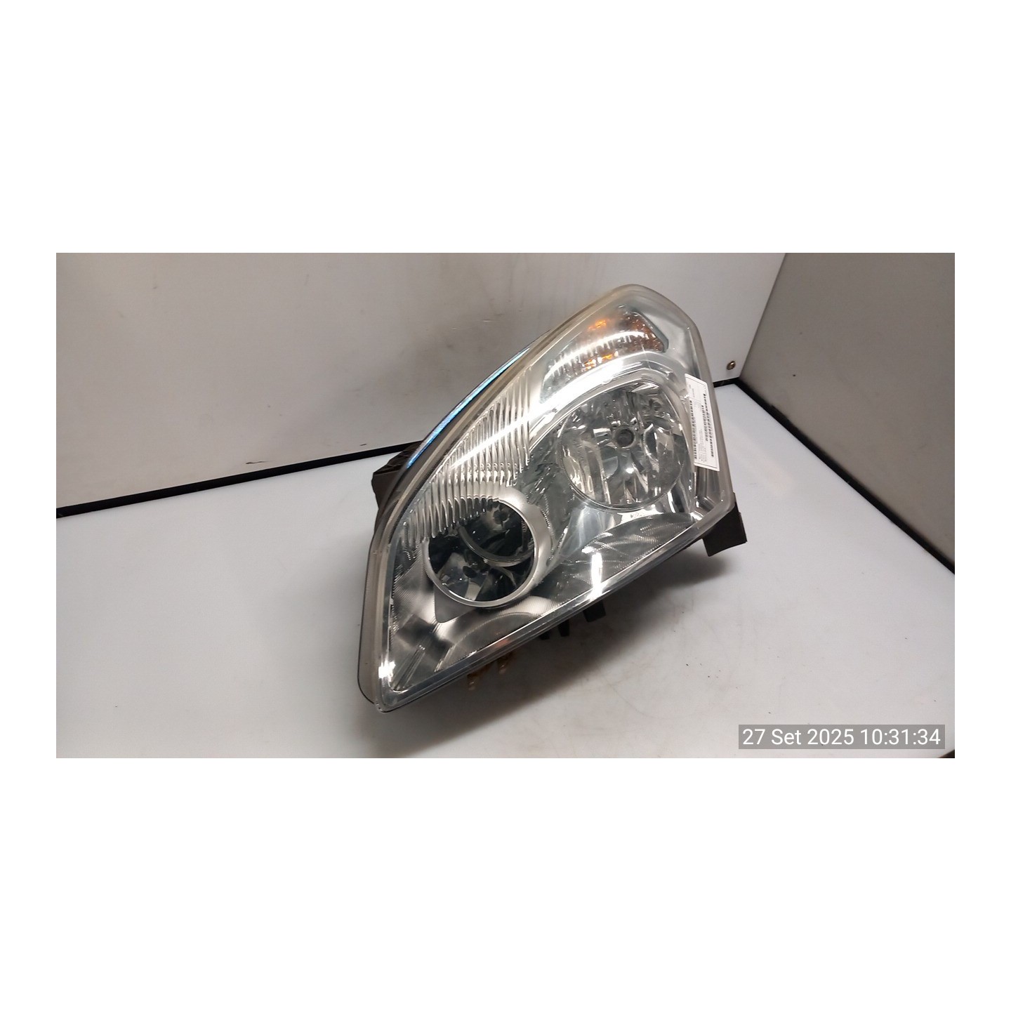 PROIETTORE SX. 101 NISSAN QASHQAI (J10E/JJ10E) (02/07-12 HR16 26060JE20A