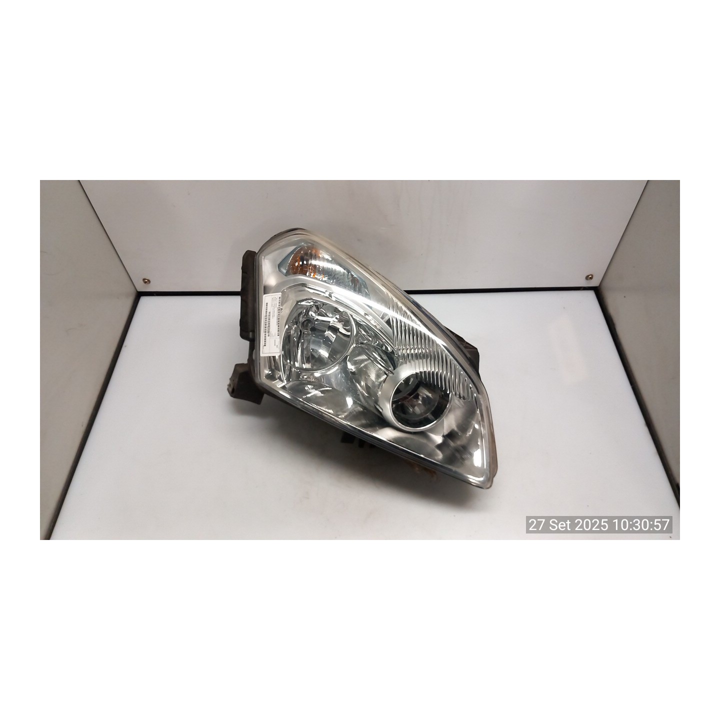 PROIETTORE DX. 102 NISSAN QASHQAI (J10E/JJ10E) (02/07-12 HR16 26010JE20A