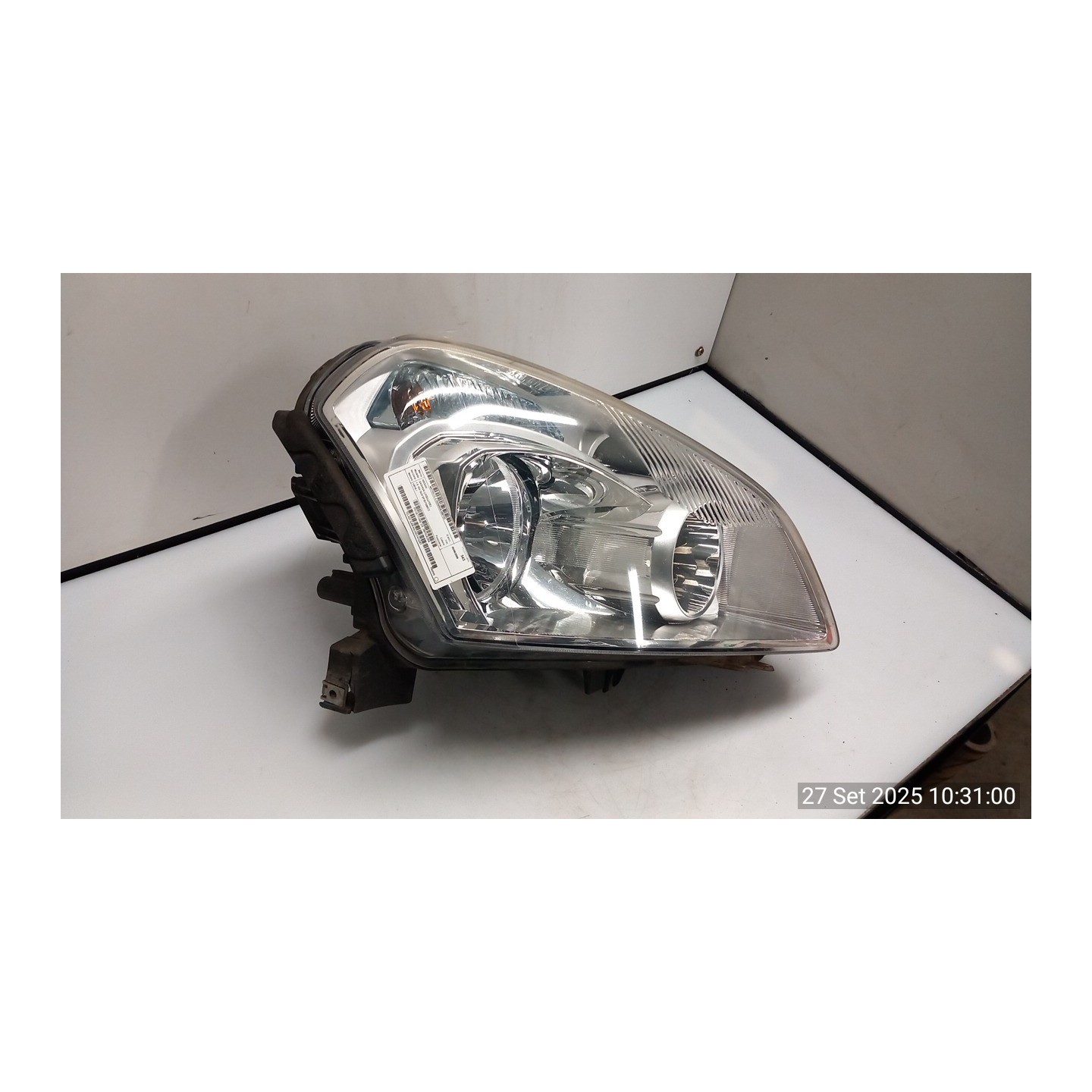 PROIETTORE DX. 102 NISSAN QASHQAI (J10E/JJ10E) (02/07-12 HR16 26010JE20A