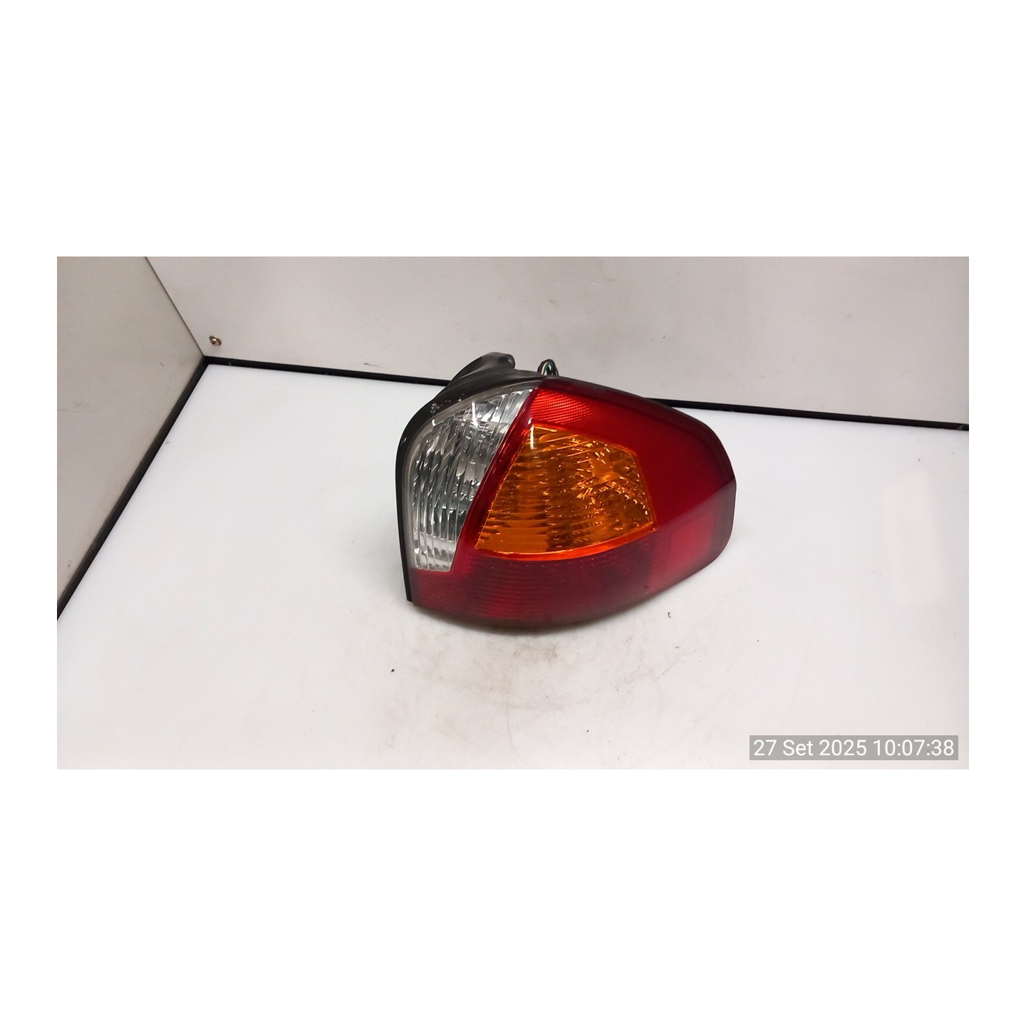 FANALE POST. 08-00-08-04 DX. 156 HYUNDAI SANTA FE 1A SERIE (01/01-10/06 D4EA 9240226020
