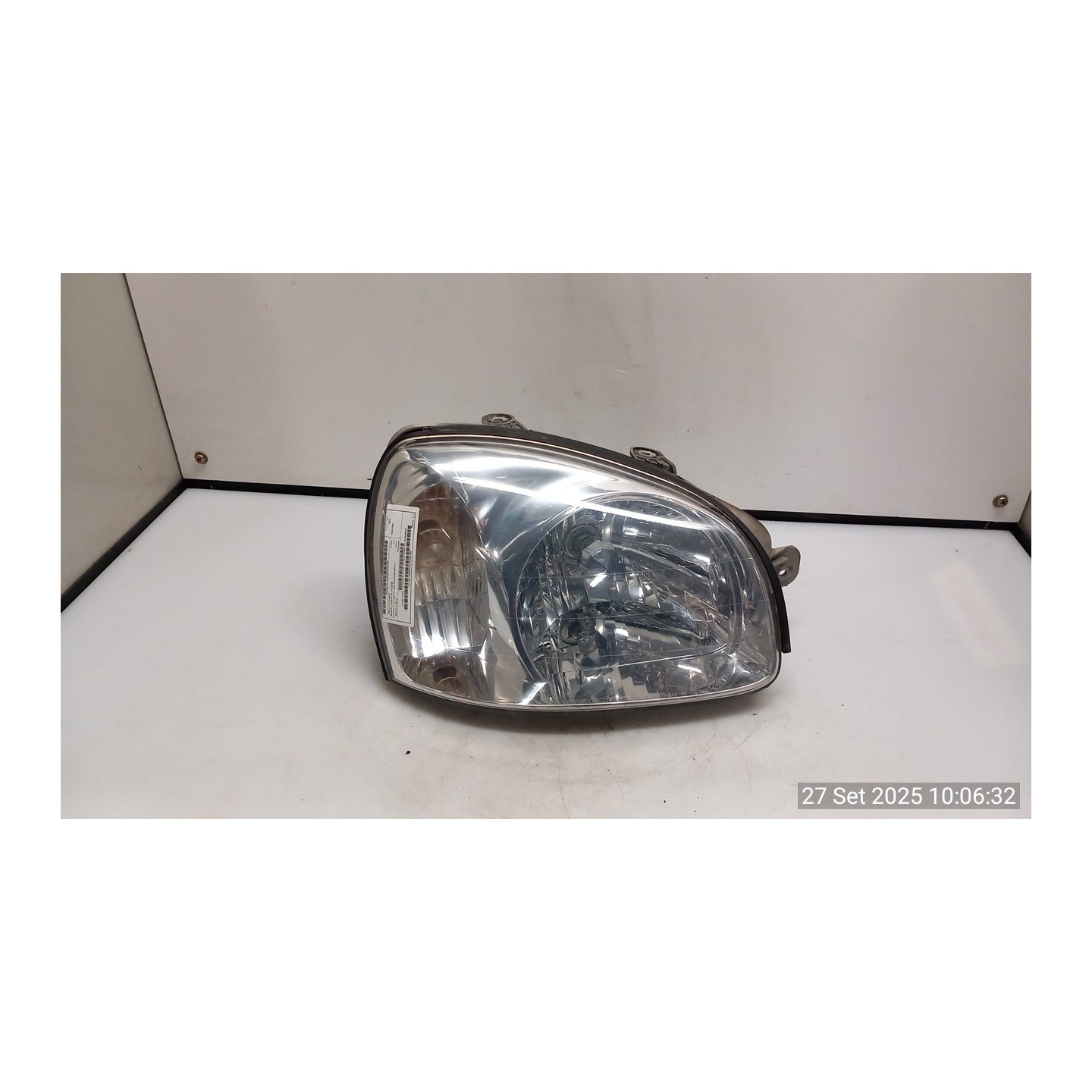 PROIETTORE CON REGOLATORE ALTEZZA 03-03 DX. 159 HYUNDAI SANTA FE 1A SERIE (01/01-10/06 D4EA 9210226025