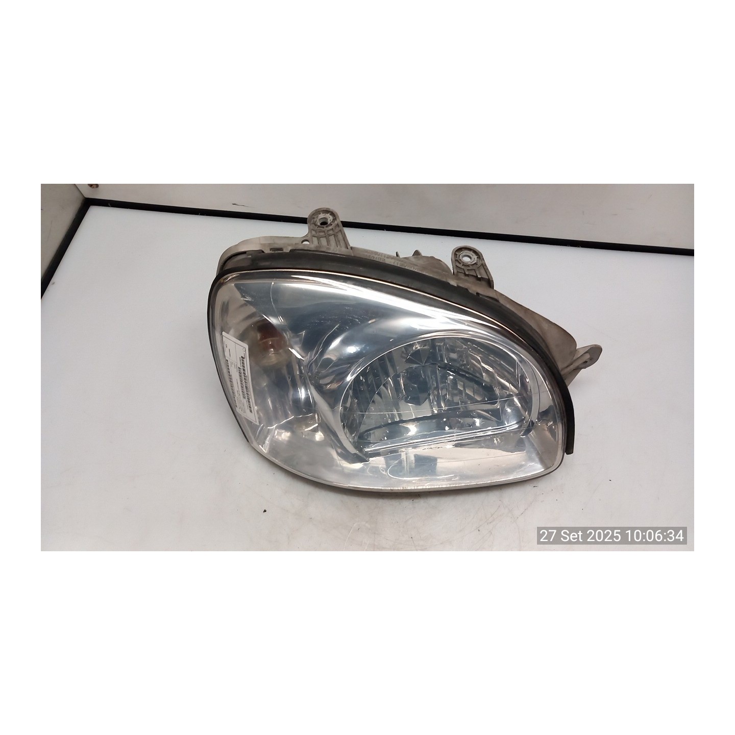 PROIETTORE CON REGOLATORE ALTEZZA 03-03 DX. 159 HYUNDAI SANTA FE 1A SERIE (01/01-10/06 D4EA 9210226025