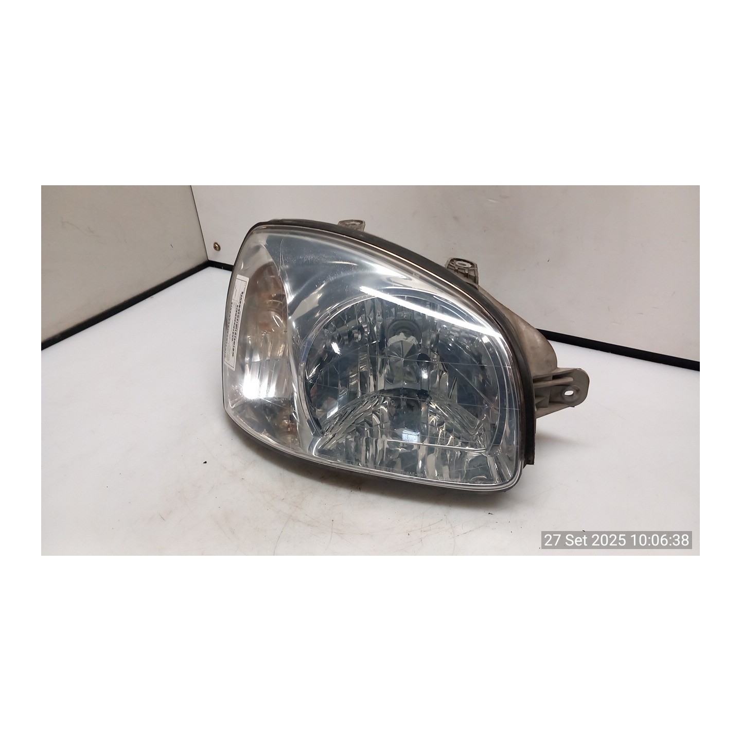 PROIETTORE CON REGOLATORE ALTEZZA 03-03 DX. 159 HYUNDAI SANTA FE 1A SERIE (01/01-10/06 D4EA 9210226025