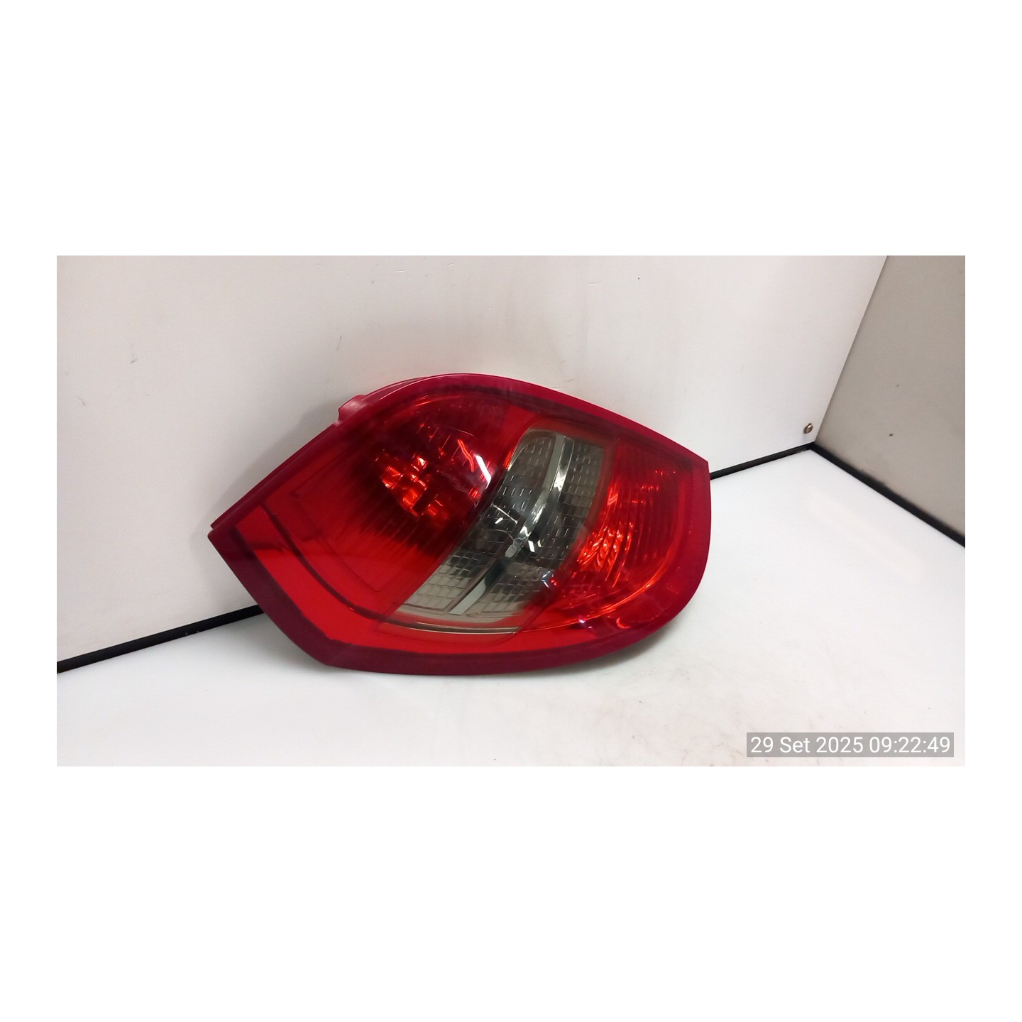FANALE POST. P/AVANTGARDE DX. 164 MERCEDES-BENZ CLASSE A (W/C169) (07/04-04/13 266920 A1698203064