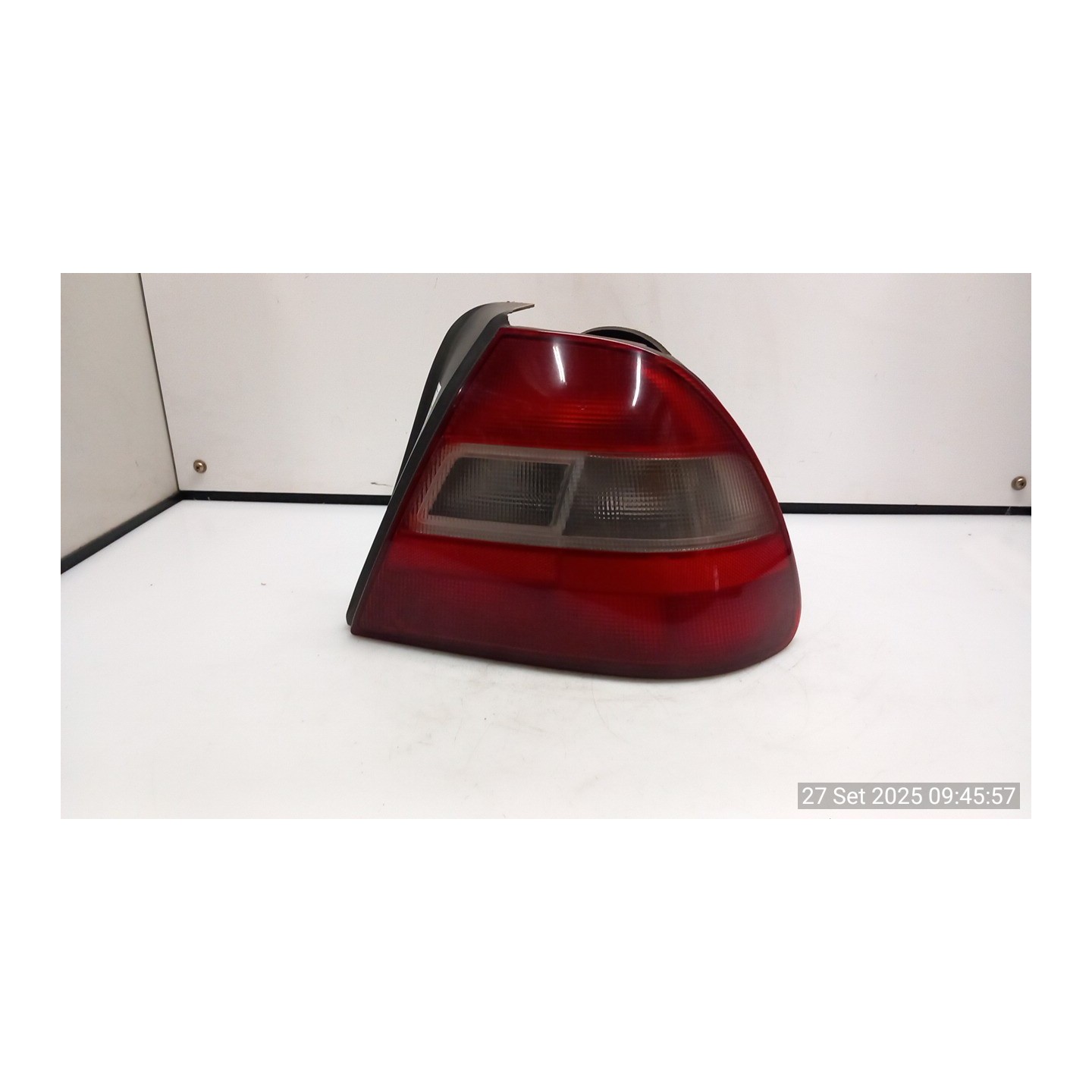 FANALE POST. DX. 243 HONDA CIVIC 5 PORTE (12/94-03/02) D14Z4 33501ST3G11