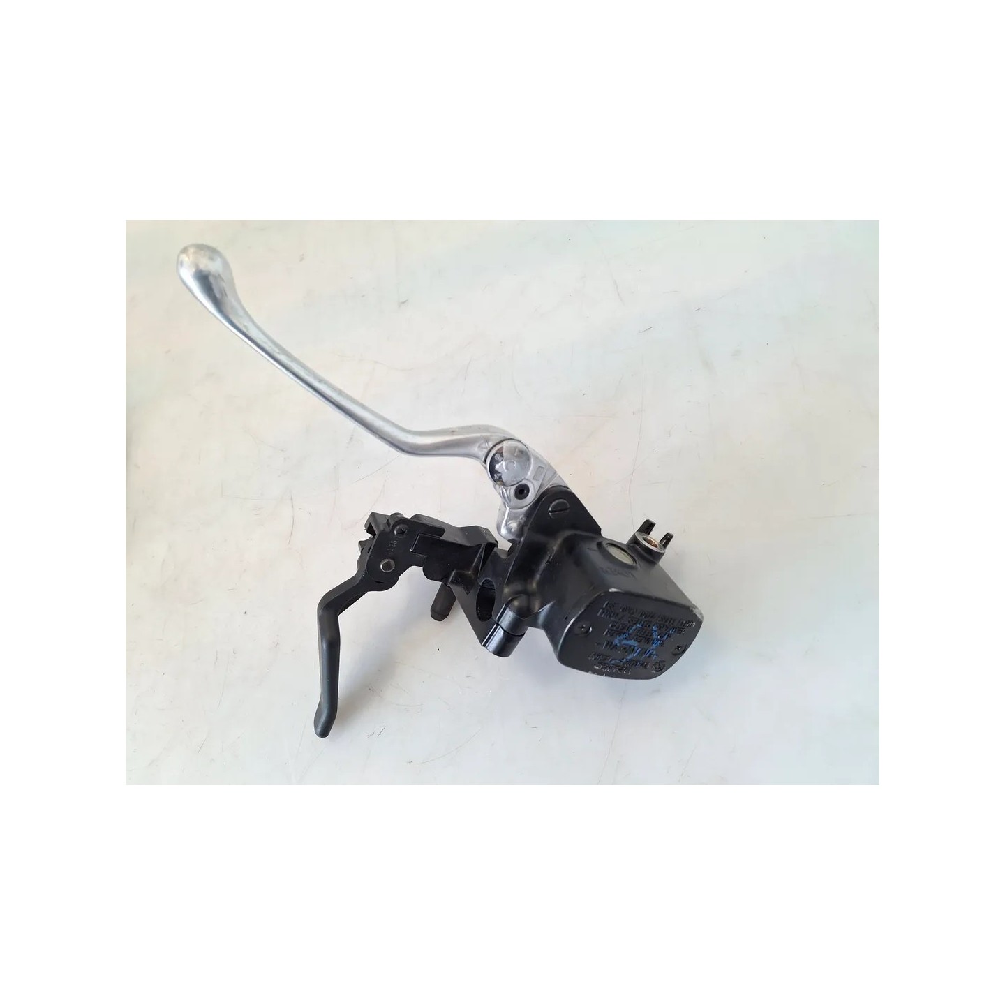 Pompa con serbatoio liquido freni posteriore Yamaha T-Max 560 T-Max 560 