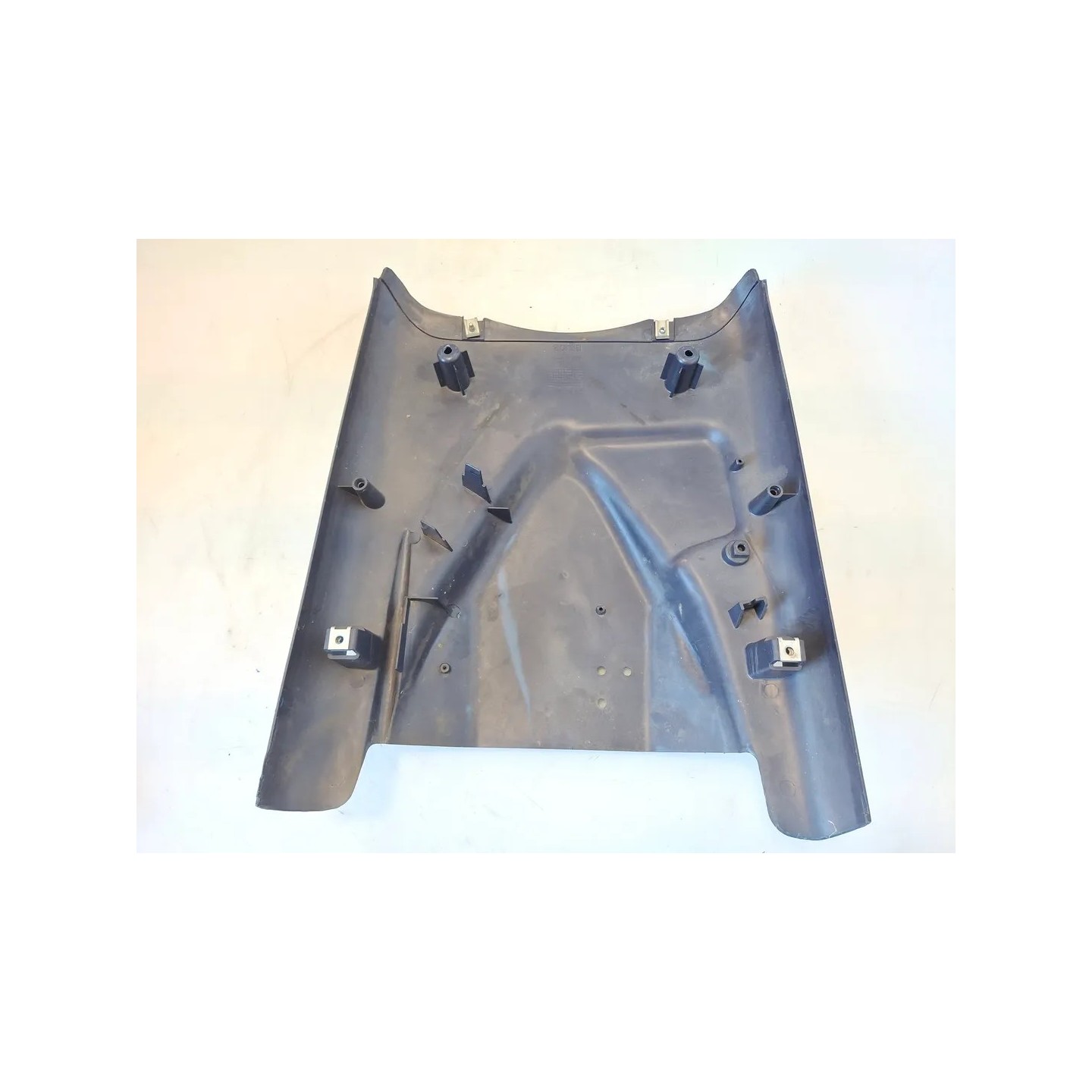 Carenatura sottopavimento Aprilia Scarabeo 50 2T Street (-06) Scarabeo 50 2T Street (Motore Piaggio) 