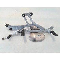 Supporto pedana appoggiapiede anteriore Ducati Monster 800 Monster 800 Sinistro