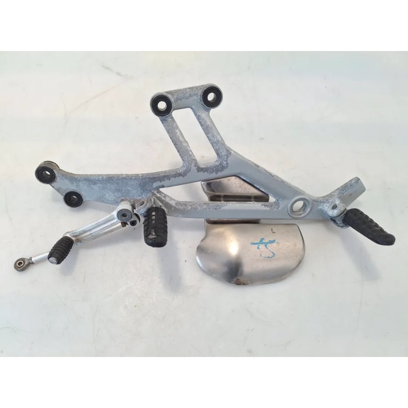 Supporto pedana appoggiapiede anteriore Ducati Monster 800 Monster 800 Sinistro