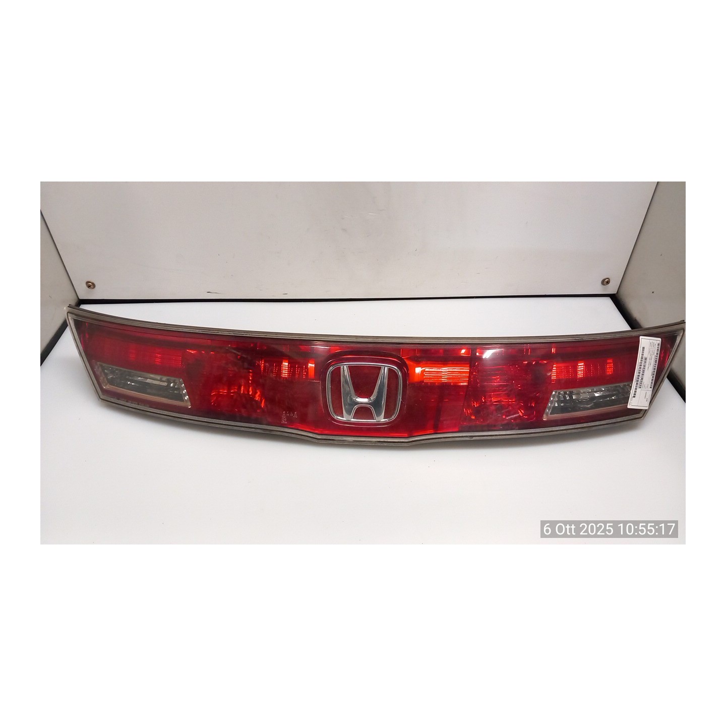 FANALE POST. PARTE CENTR. 095 HONDA CIVIC 8A SERIE (12/05-) R18A2 33700SMGE51