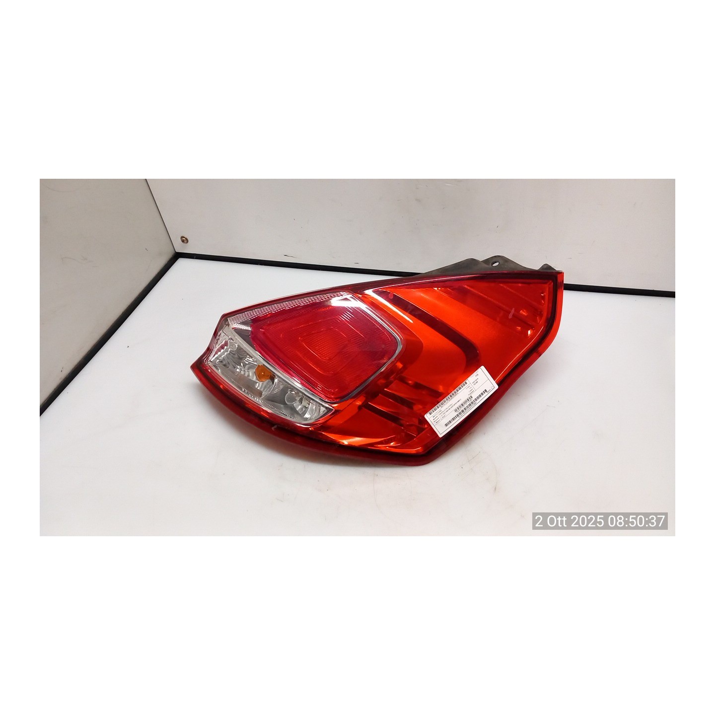 FANALE POST. DX. 014 FORD FIESTA (CCN) (11/12-) UGJC 1823621