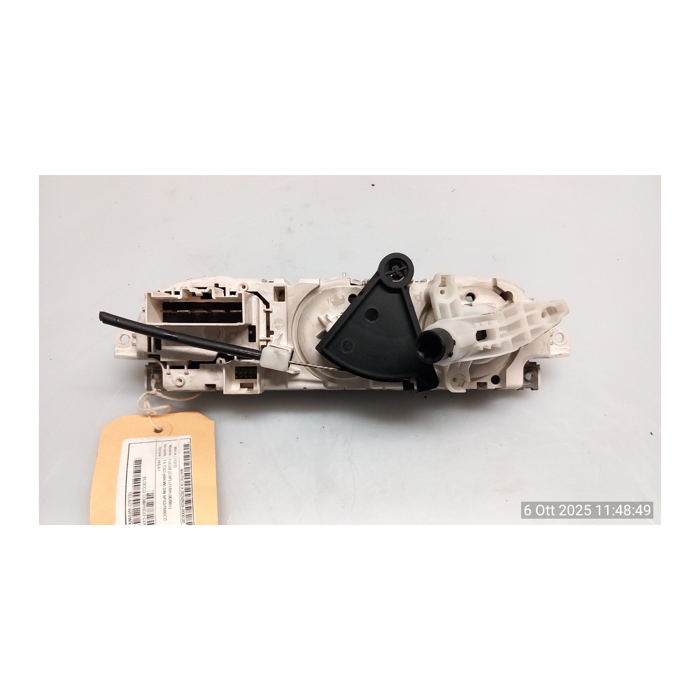 BLOCCO COMANDO CLIMATIZZAZIONE 030 FORD FOCUS (CAP) (11/04-06/08) HHDA 1374830