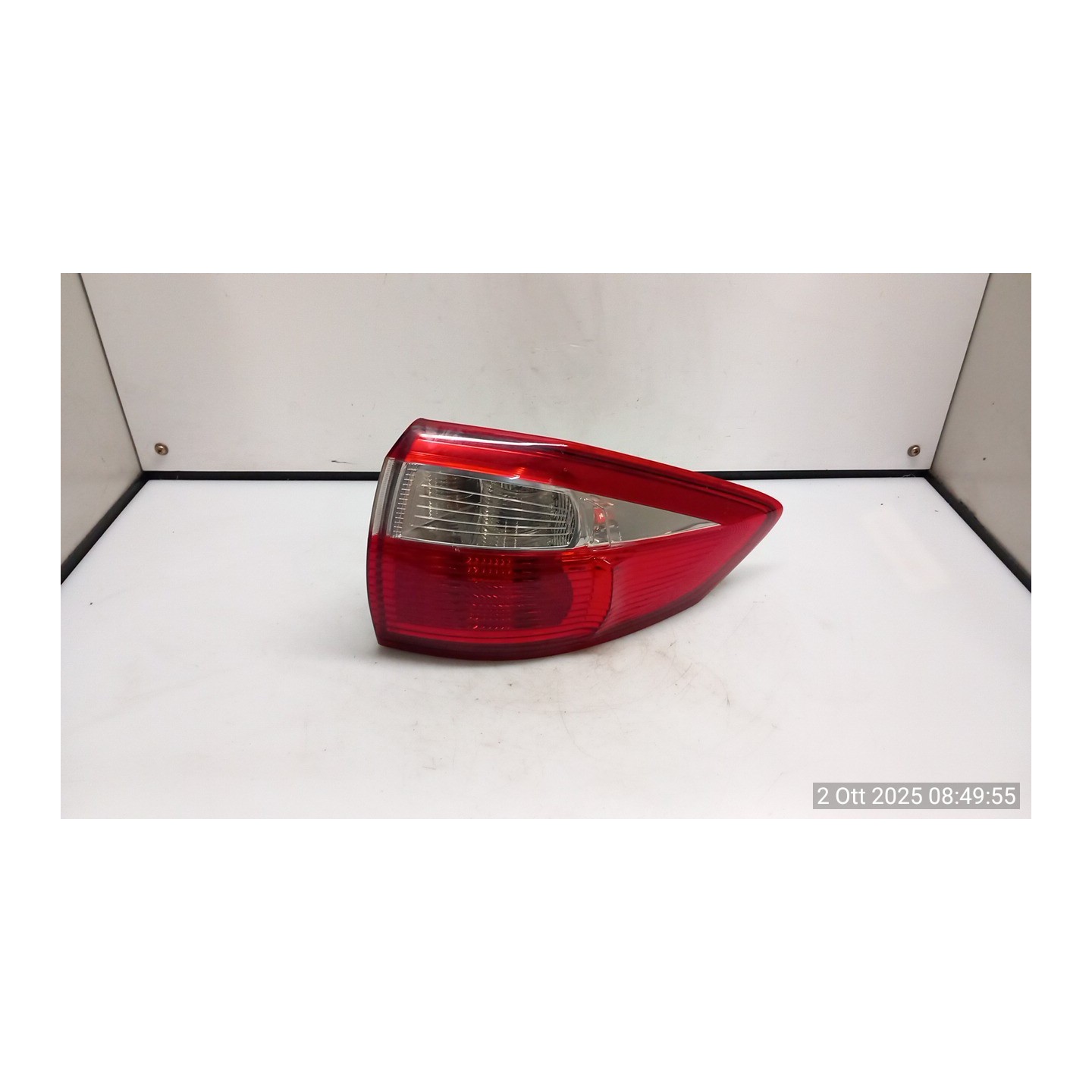 FANALE POST. PARTE EST. DX. 042 FORD C-MAX (CB7) (09/10-05/15) T1DB 1767526