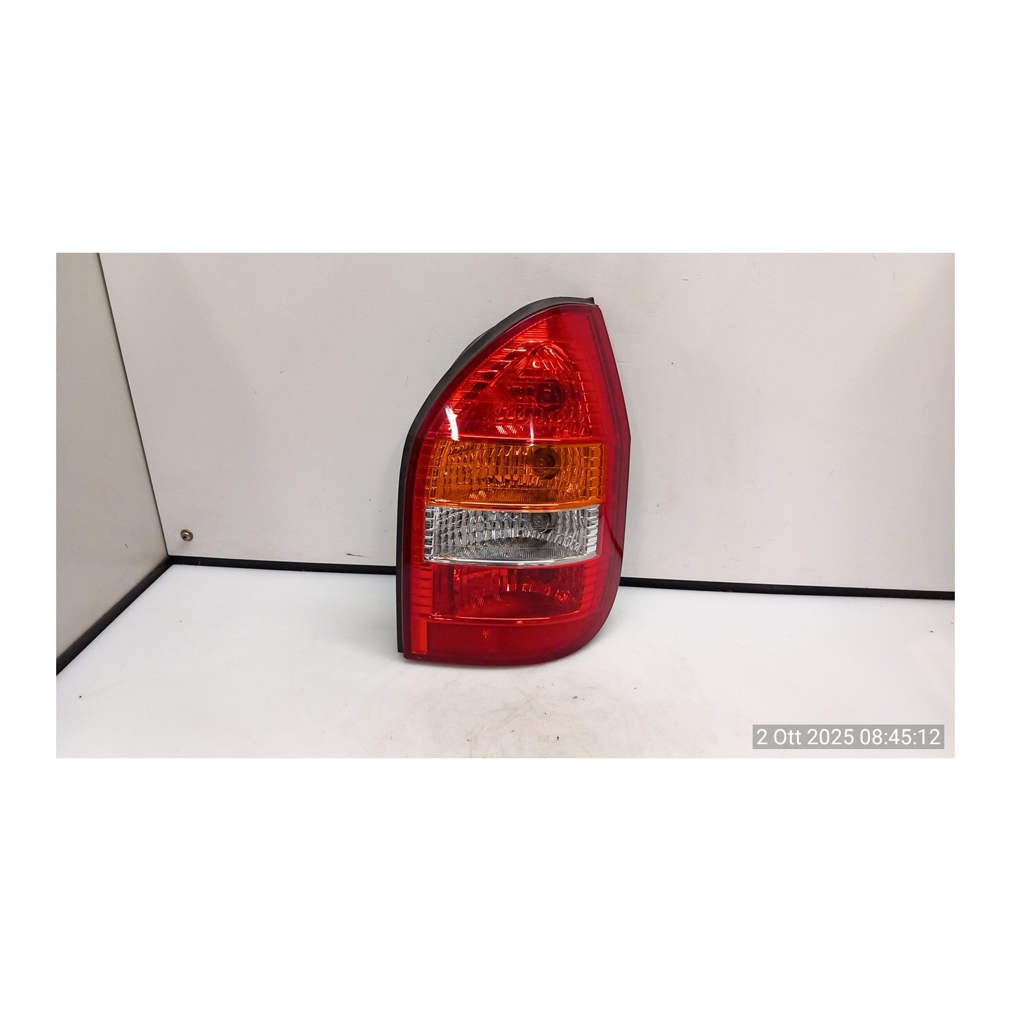 FANALE POST. T.32123349 DX. 072 OPEL ZAFIRA (T98) (03/99-12/05) Z16XE 9117446