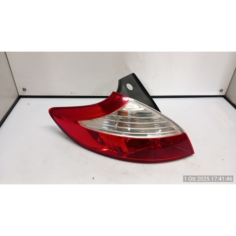 FANALE POST. PARTE EST. SX. 084 RENAULT MEGANE 3A SERIE (10/08-) K9KJ8 265550007R