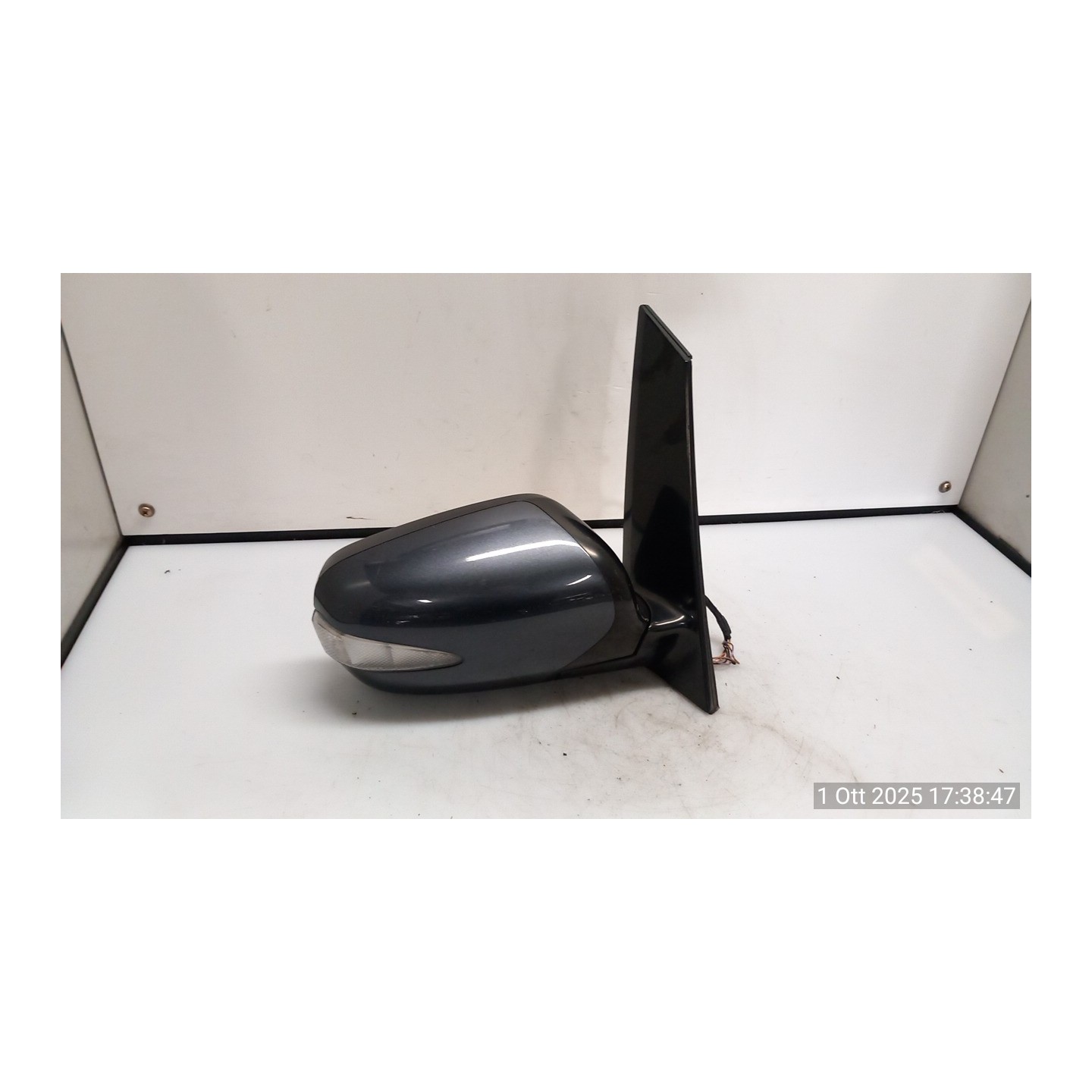RETROVISORE EST. REGOLAZ. ELETTR. DX. 090 MITSUBISHI GRANDIS (09/05-06/09) BSY MN145650HA
