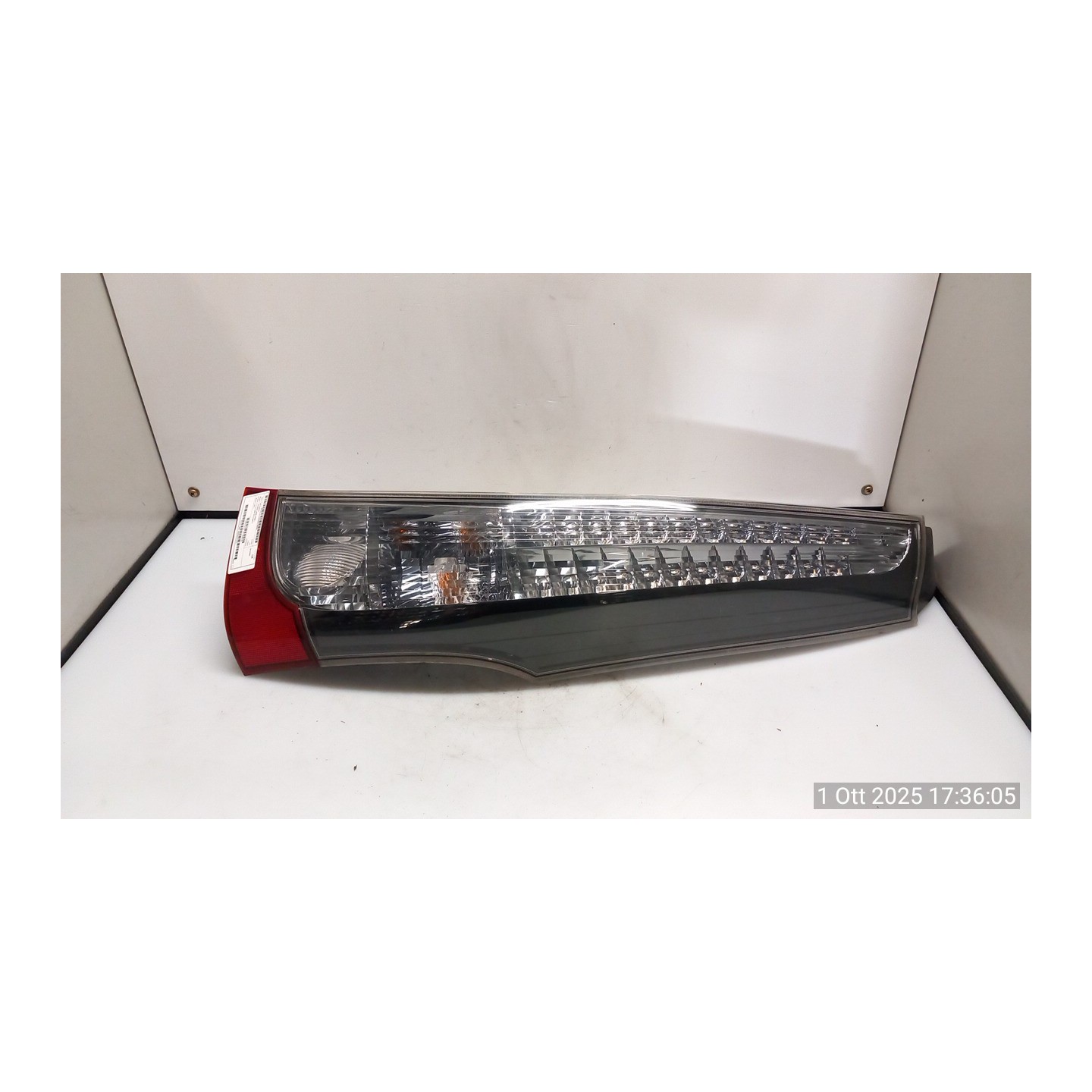 FANALE POST. DX. 094 MITSUBISHI GRANDIS (09/05-06/09) BSY 8330A192