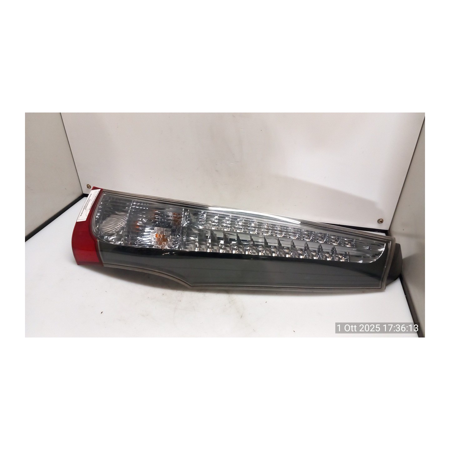 FANALE POST. DX. 094 MITSUBISHI GRANDIS (09/05-06/09) BSY 8330A192