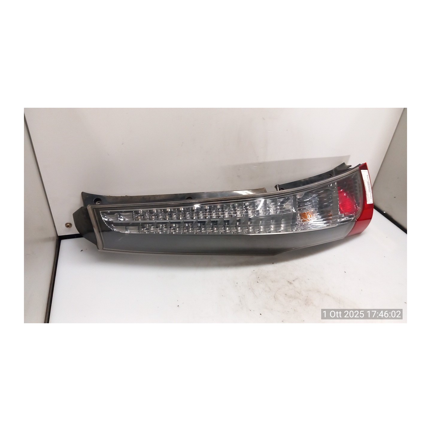 FANALE POST. SX. 095 MITSUBISHI GRANDIS (09/05-06/09) BSY 8330A189