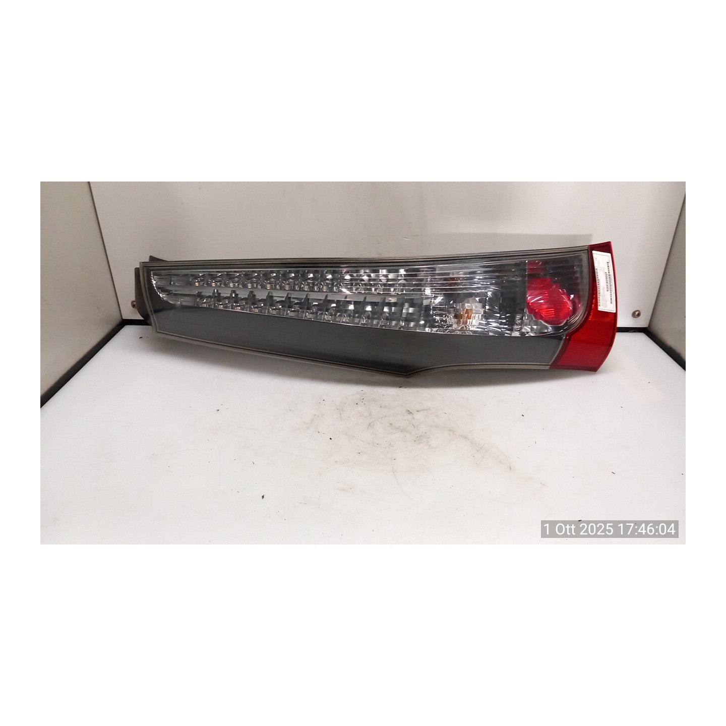 FANALE POST. SX. 095 MITSUBISHI GRANDIS (09/05-06/09) BSY 8330A189