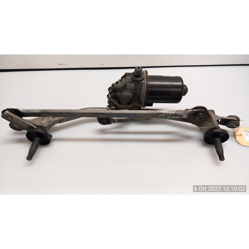 MECCANISMO TERGIPARABREZZA CON MOTORINO 024 KIA VENGA (01/10-) D4FC 981001P000