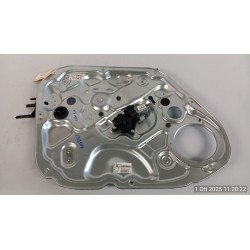 MOTORINO ALZACRISTALLO PORTA ANT. C/CRISTALLI ANTIGHIGLIOTTINA SX. 026 KIA VENGA (01/10-) D4FC 824501P010