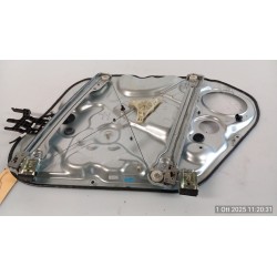 MOTORINO ALZACRISTALLO PORTA ANT. C/CRISTALLI ANTIGHIGLIOTTINA SX. 026 KIA VENGA (01/10-) D4FC 824501P010